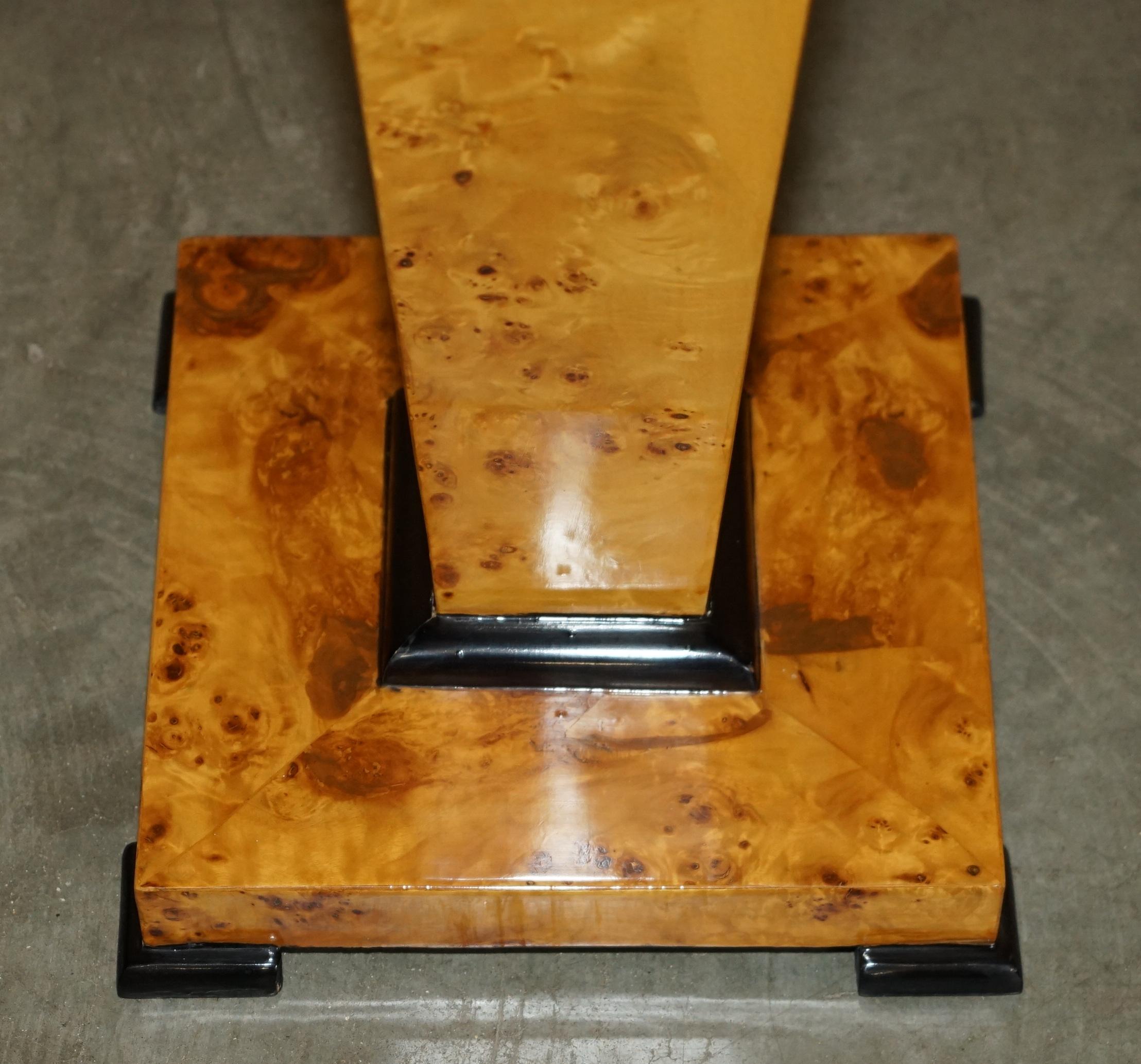 LOVELY PAiR OF ART DECO BIEDERMEIER STYLE BURR WALNUT PLANT JARDINIERE STANDS For Sale 8