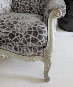 Lovely pair of baroque armchairs  Velvet and wood