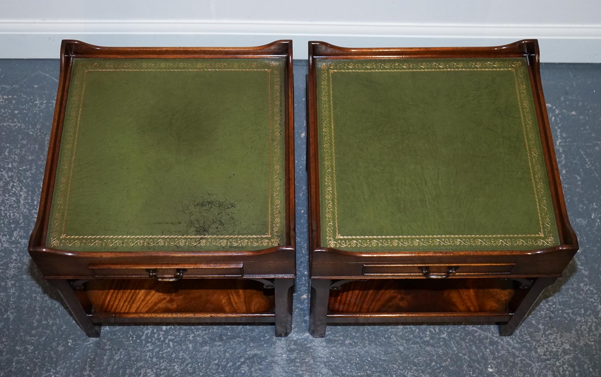 Leather LOVELY PAIR OF BEDSIDE TABLES WiTH GREEN LEATHER TOP  For Sale