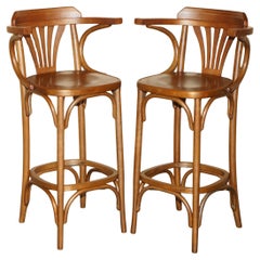 LOVELY PAIR OF BENTWOOD THONET BAR STOOLS FOR KiTCHENS COCKTAIL AT HOME BARS ETC
