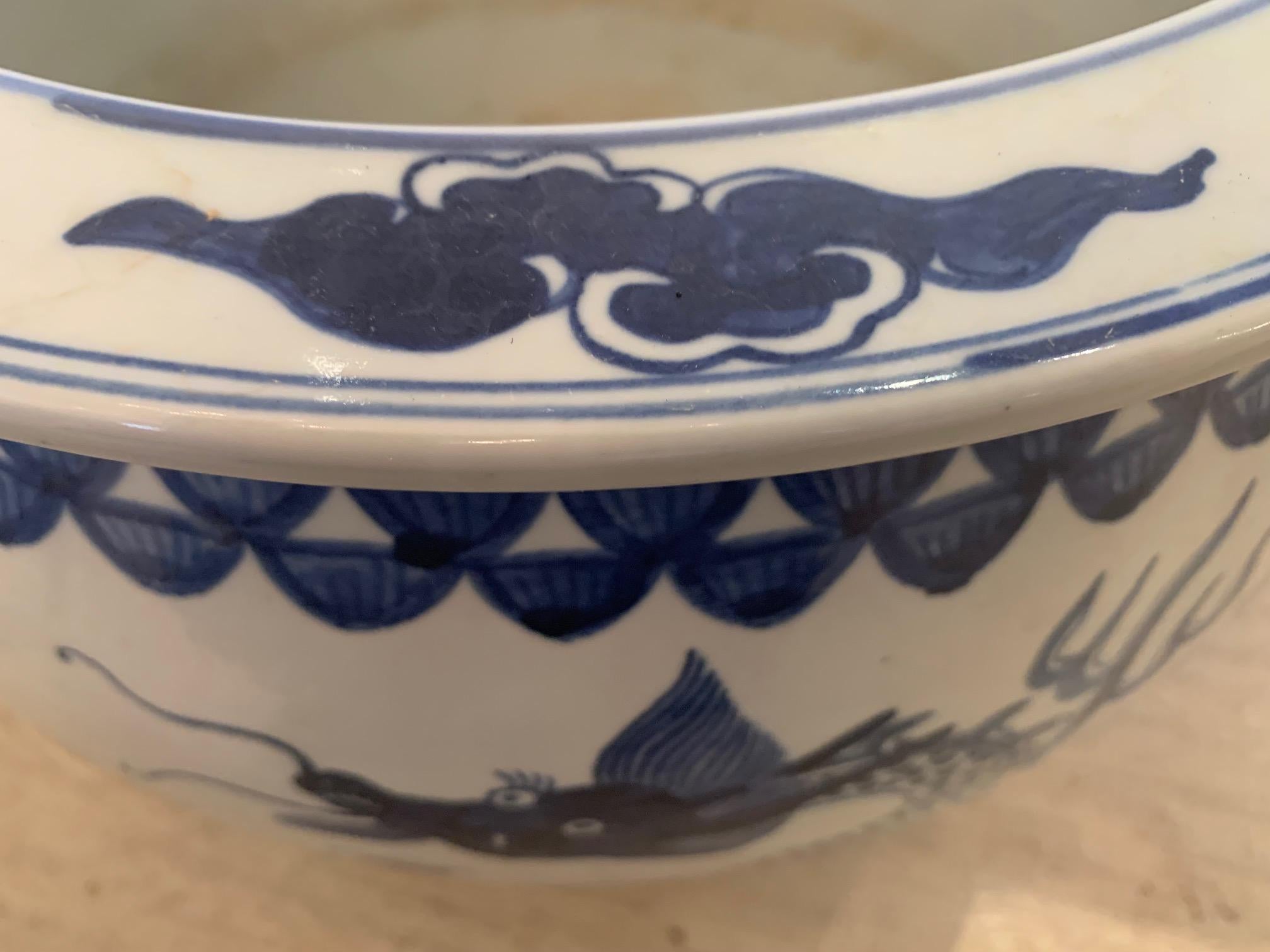 Lovely Pair of Blue & White Chinese Ceramic Planters 1