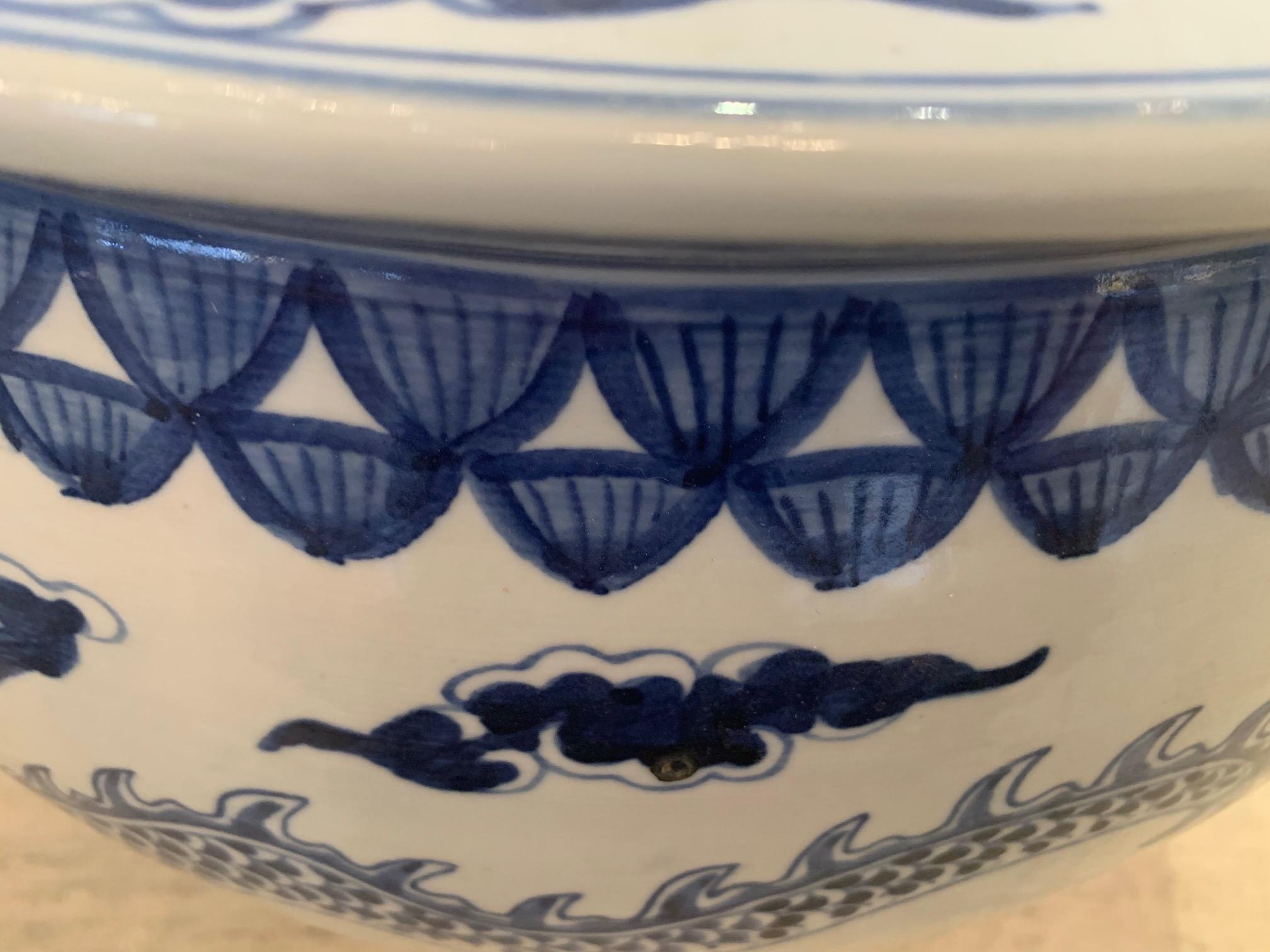 Lovely Pair of Blue & White Chinese Ceramic Planters 4