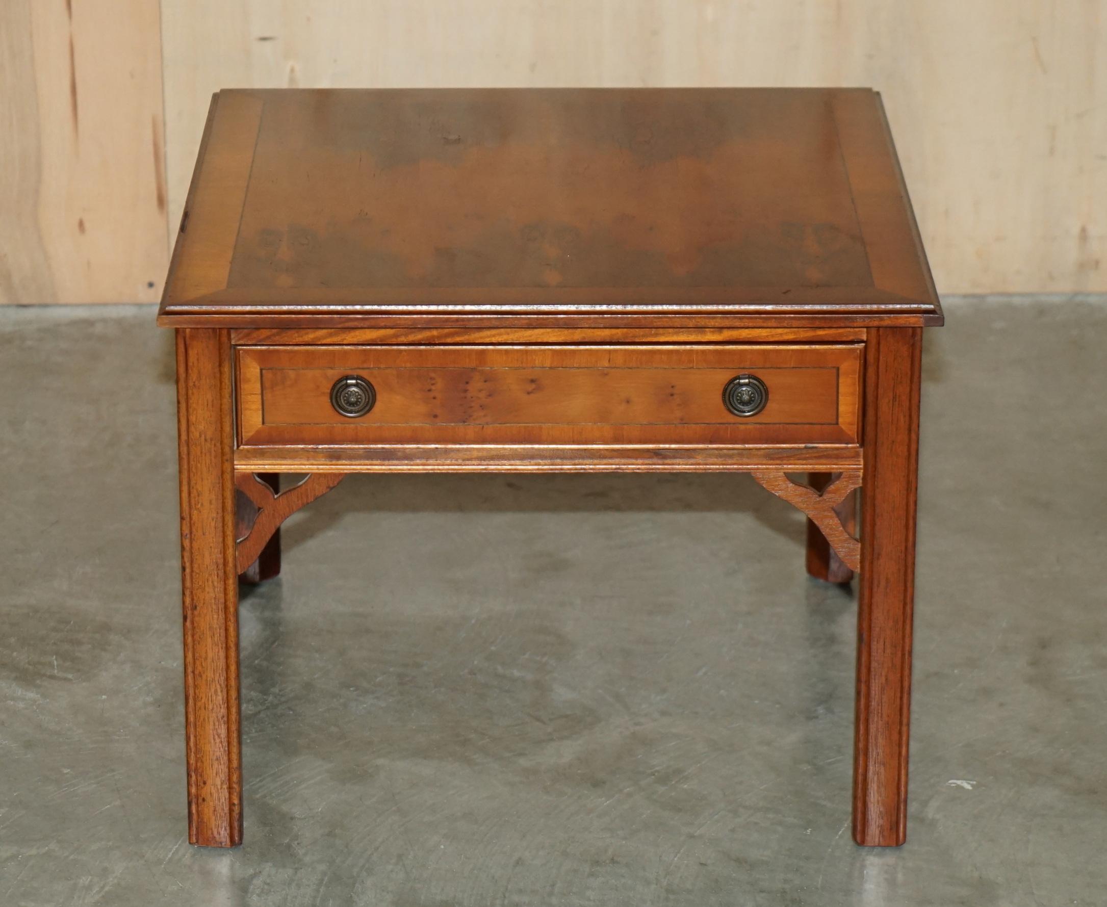 English LOVELY PAIR OF BURR YEW WOOD SiDE END LAMP WINE TABLES WITH LARGE SINGLE DRAWERS For Sale