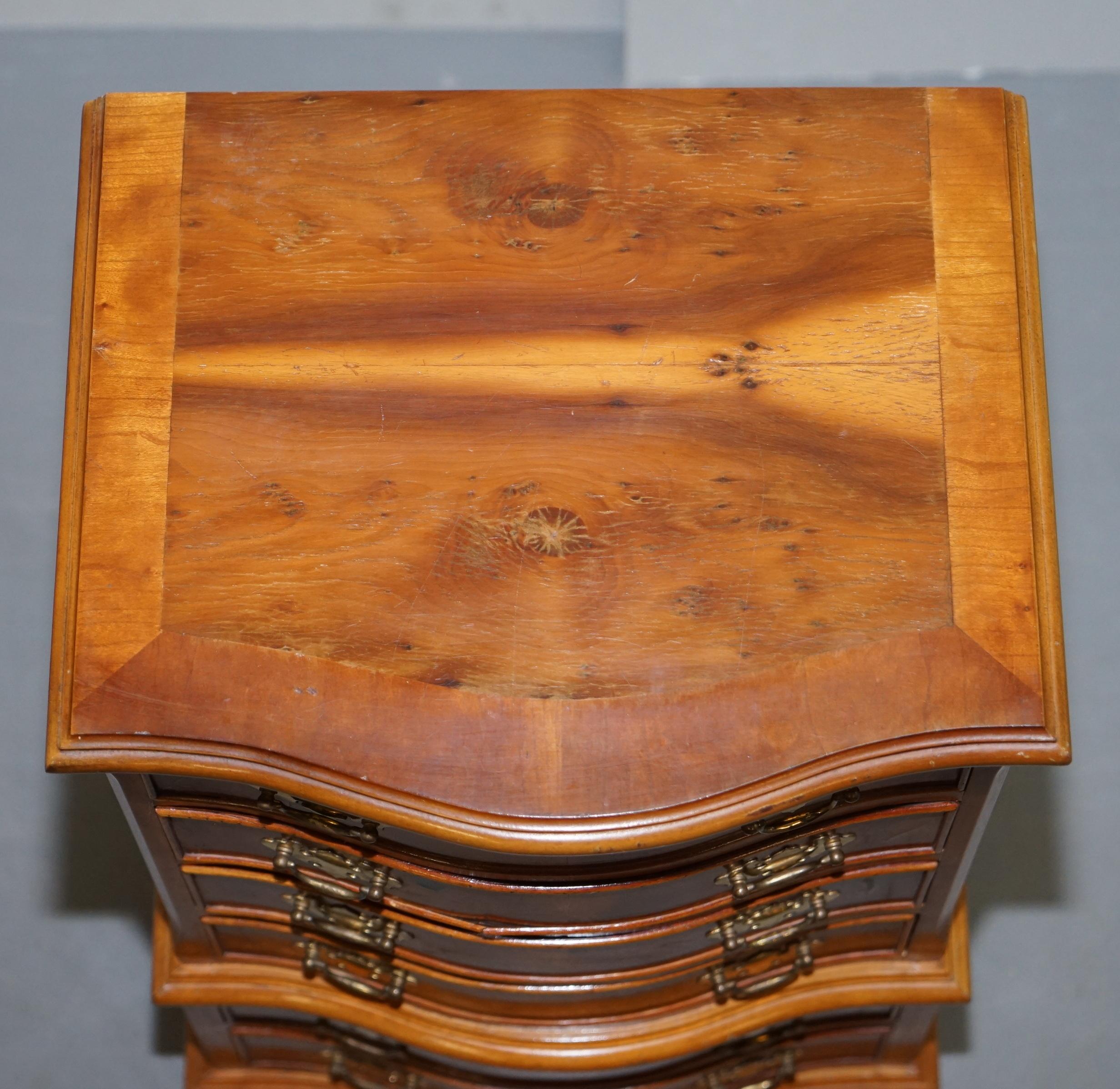 English Lovely Pair of Burr Yew Wood Small Sized Tallboy Chests of Drawers Lamp Tables For Sale
