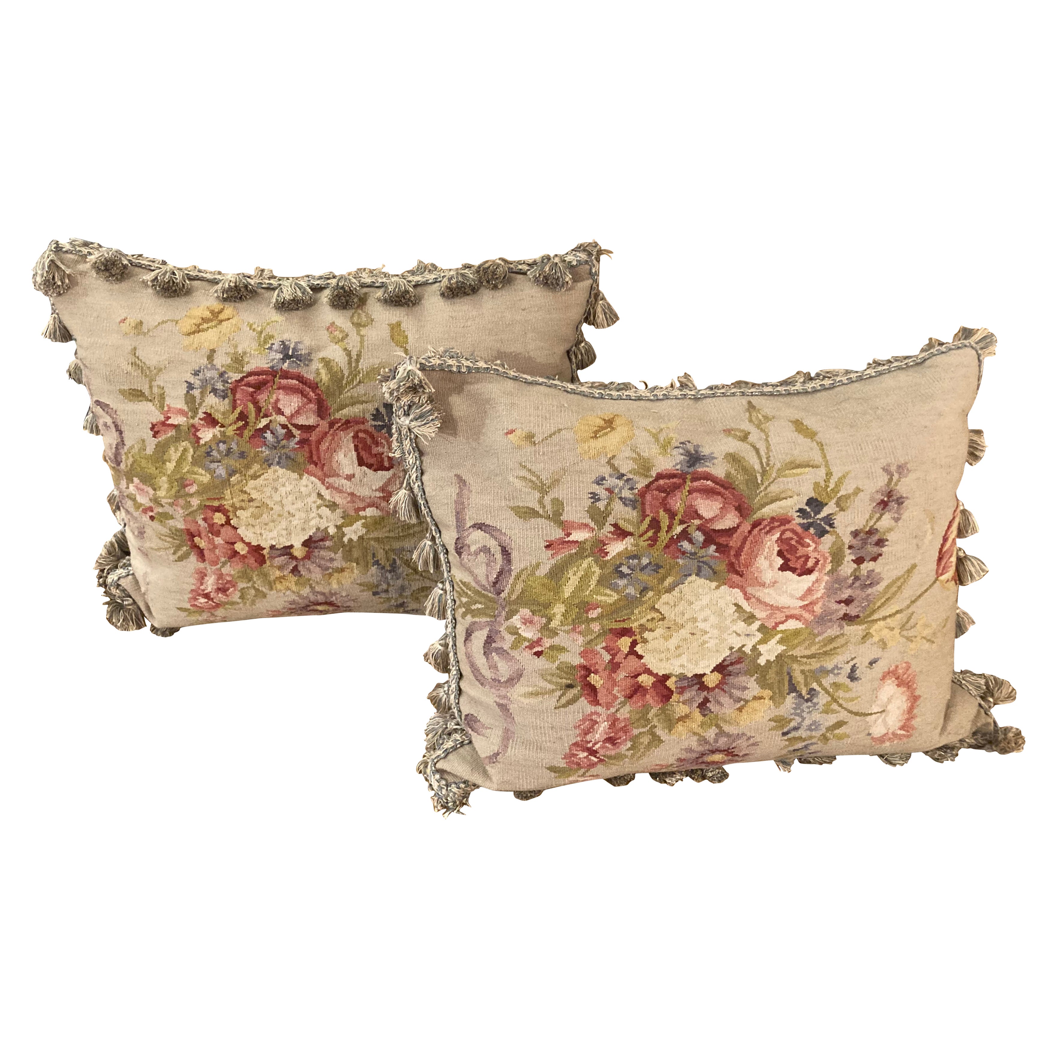 Needlework Altri arredi e oggetti da collezione