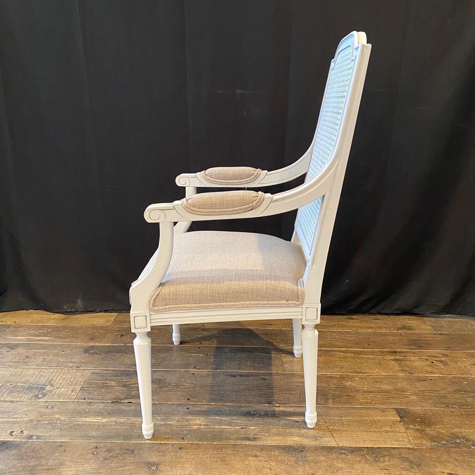 Lovely Pair of French Louis XVI White Painted Armchairs  In Good Condition In Hopewell, NJ