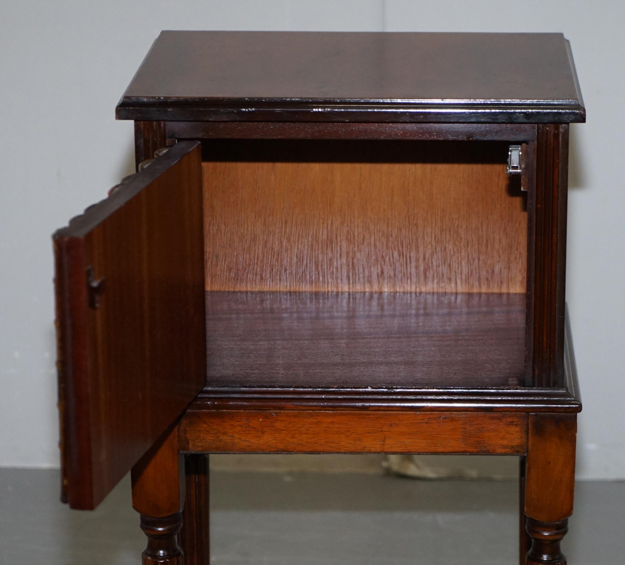 Lovely Pair of Fully Restored Faux Book Front Side End Lamp Wine Table Cupboards 12