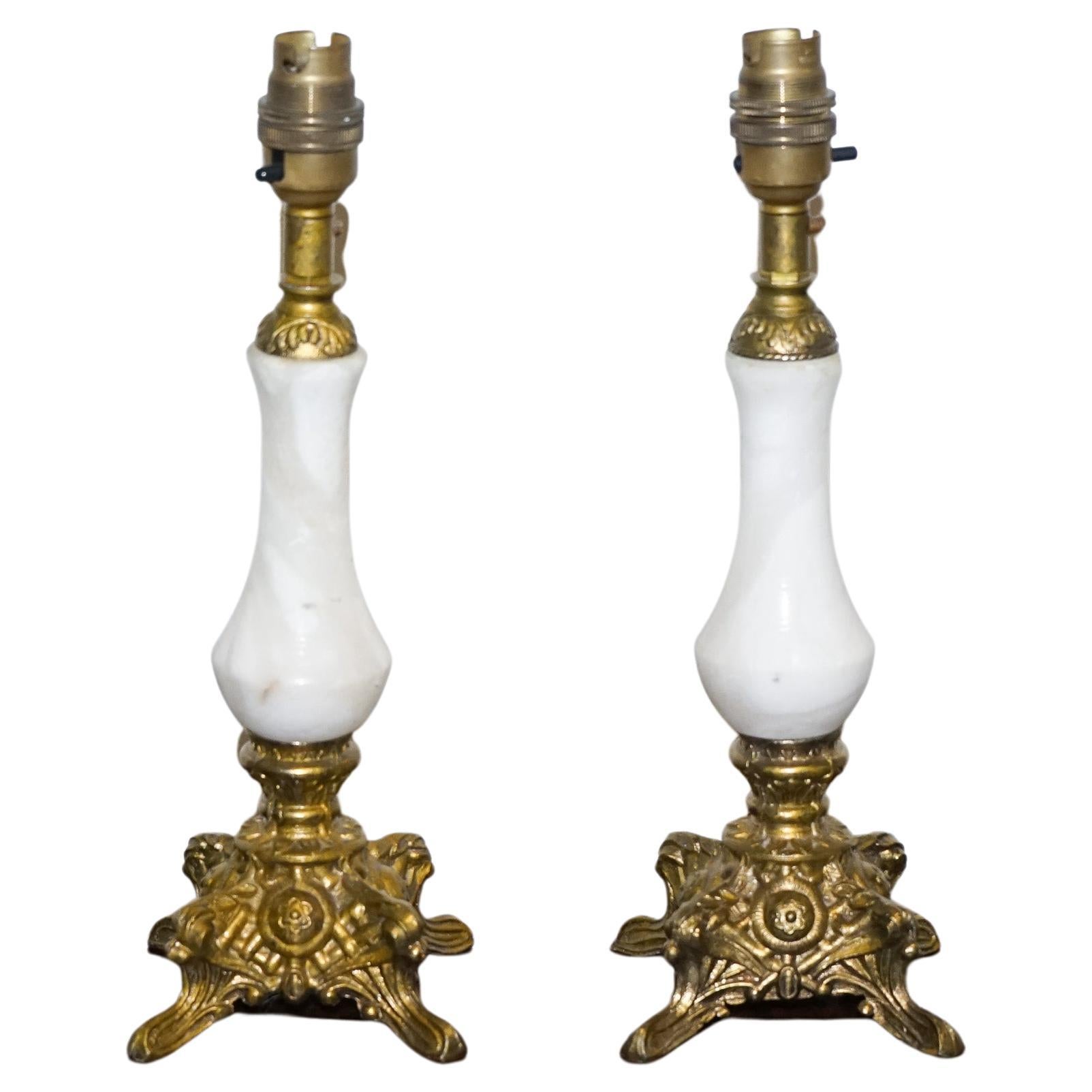 LOVELY PAiR OF GOLD AND ONYX SMALL TABLE LAMPS For Sale