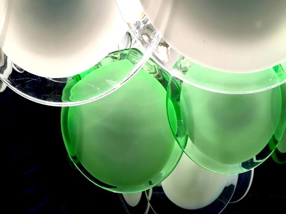 Mid-Century Modern Lovely Pair of Green and White Murano Chandeliers by Vistosi, 1970s For Sale