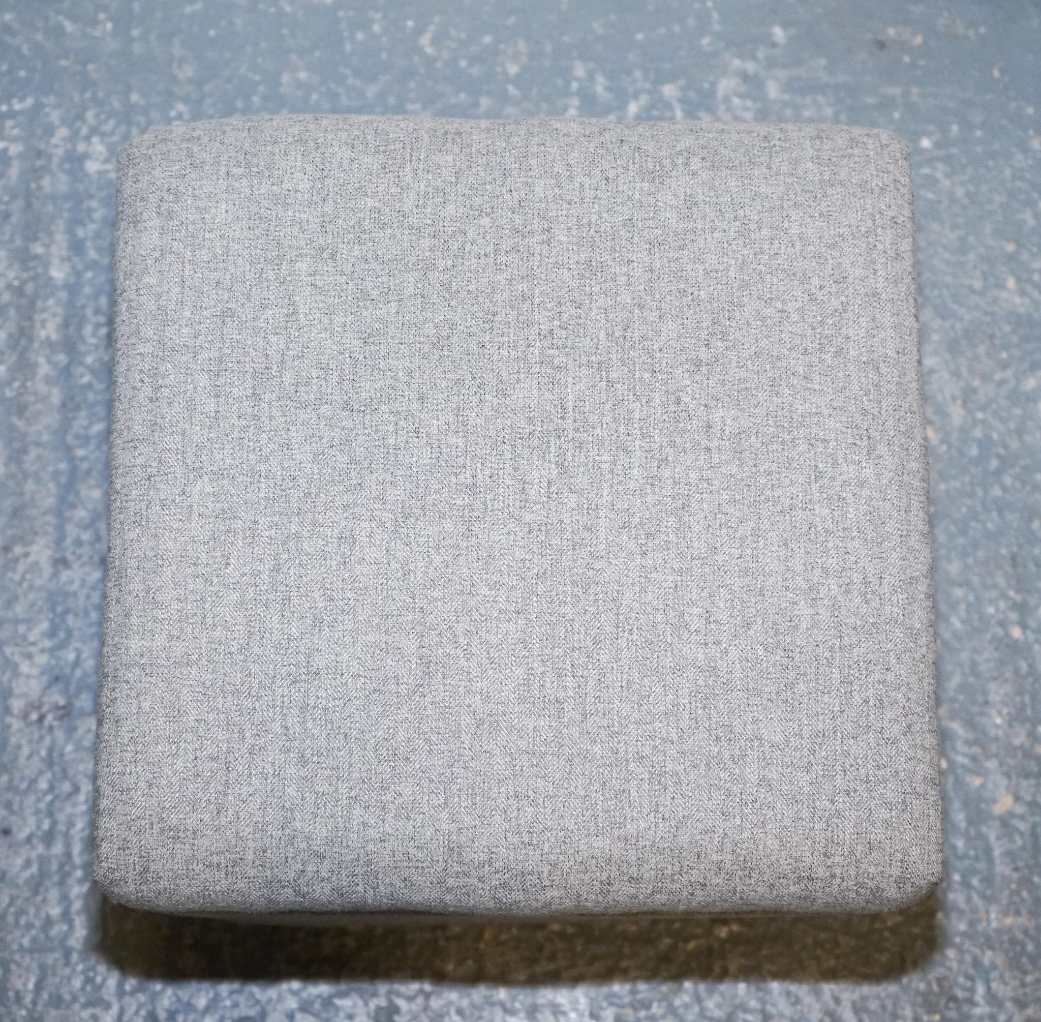LOVELY PAIR OF GREY FABRIC STUDDED FOOTSTOOLS SiDE STAND STOOL For Sale 1