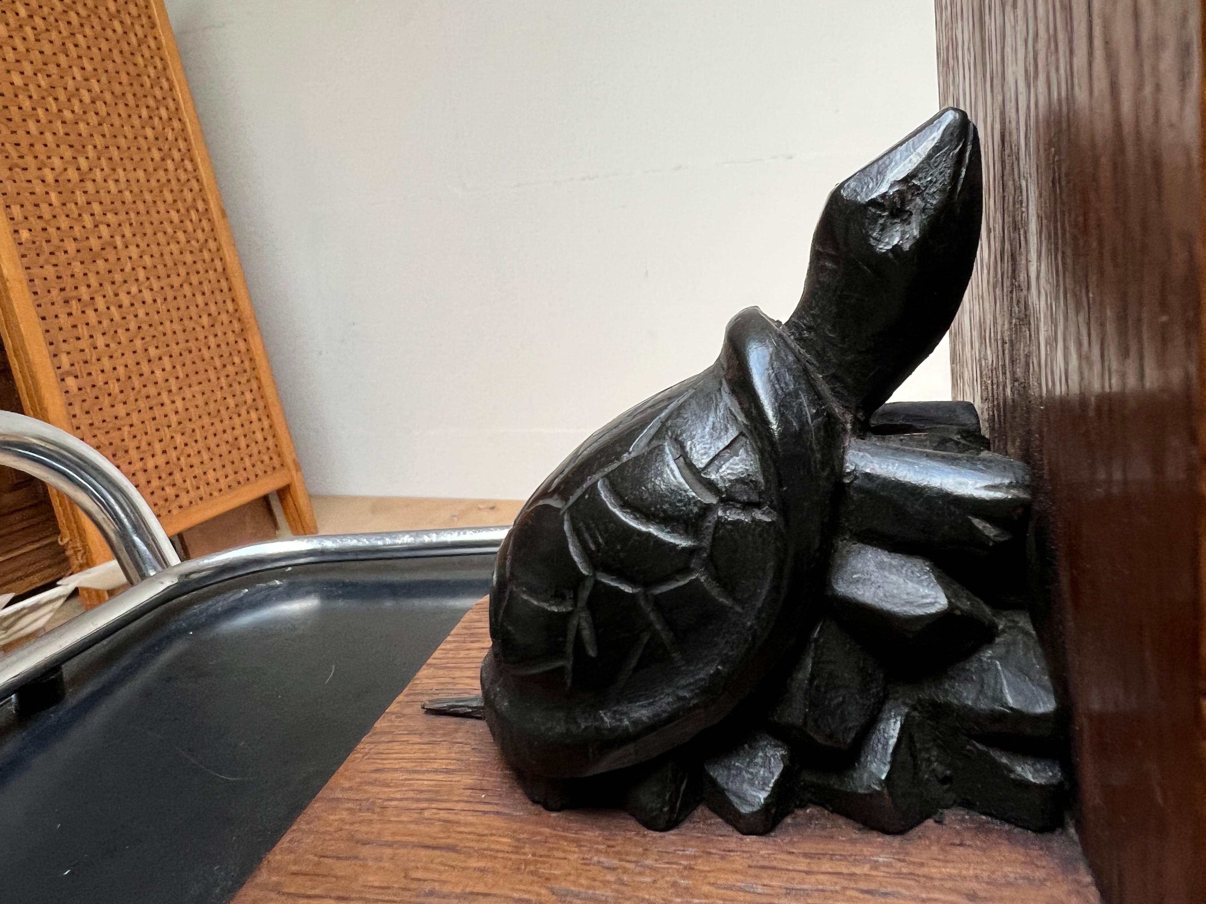 Lovely Pair of Hand Carved Art Deco Turtle Sculptures Out of Oakwood Bookends For Sale 5
