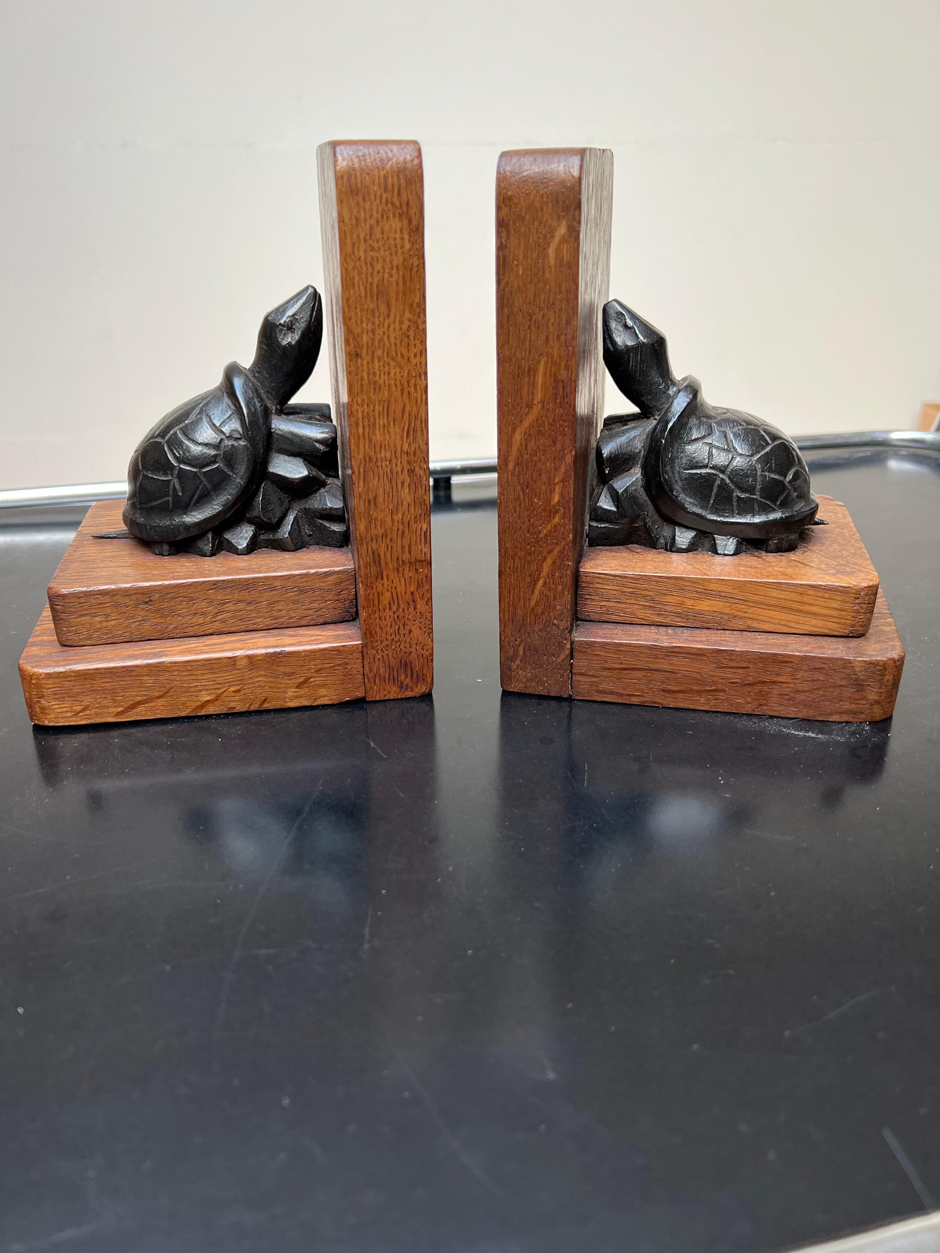 Lovely Pair of Hand Carved Art Deco Turtle Sculptures Out of Oakwood Bookends For Sale 7