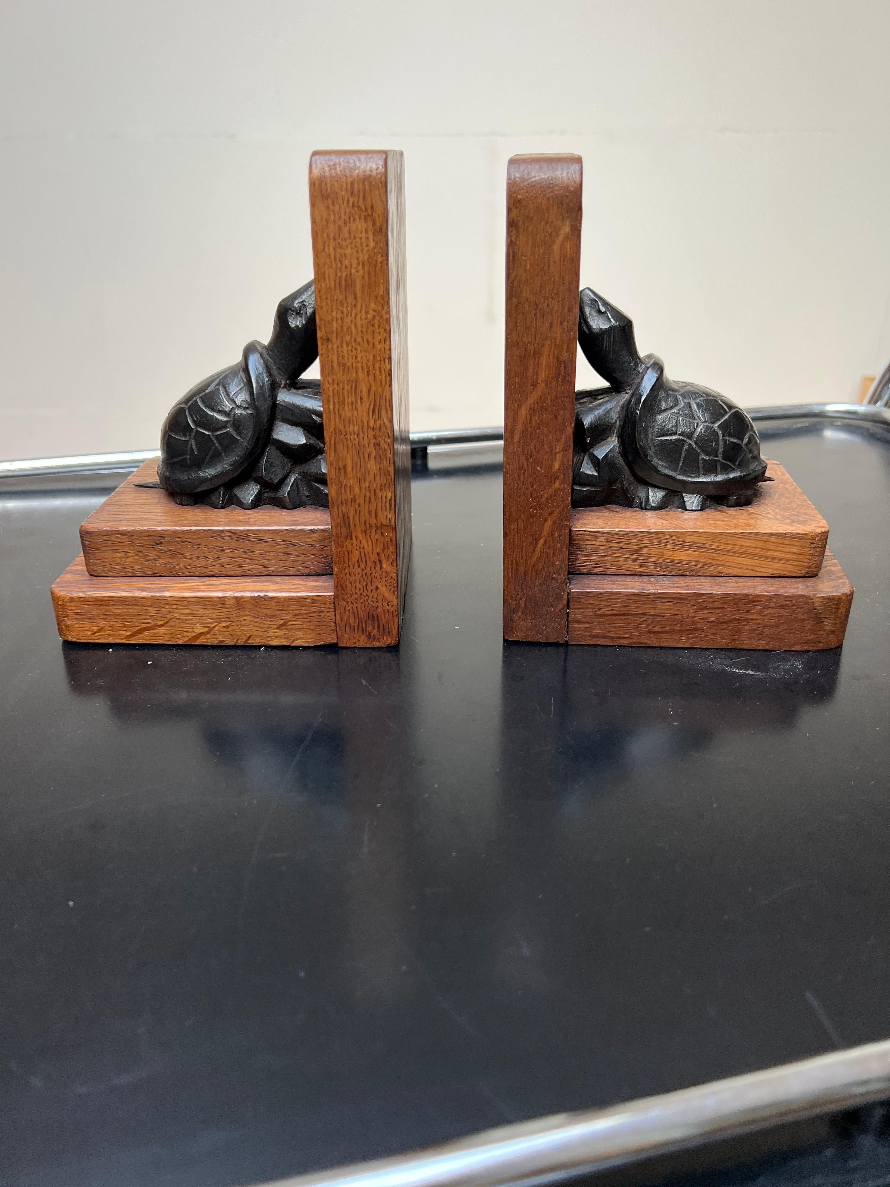 Lovely Pair of Hand Carved Art Deco Turtle Sculptures Out of Oakwood Bookends For Sale 8