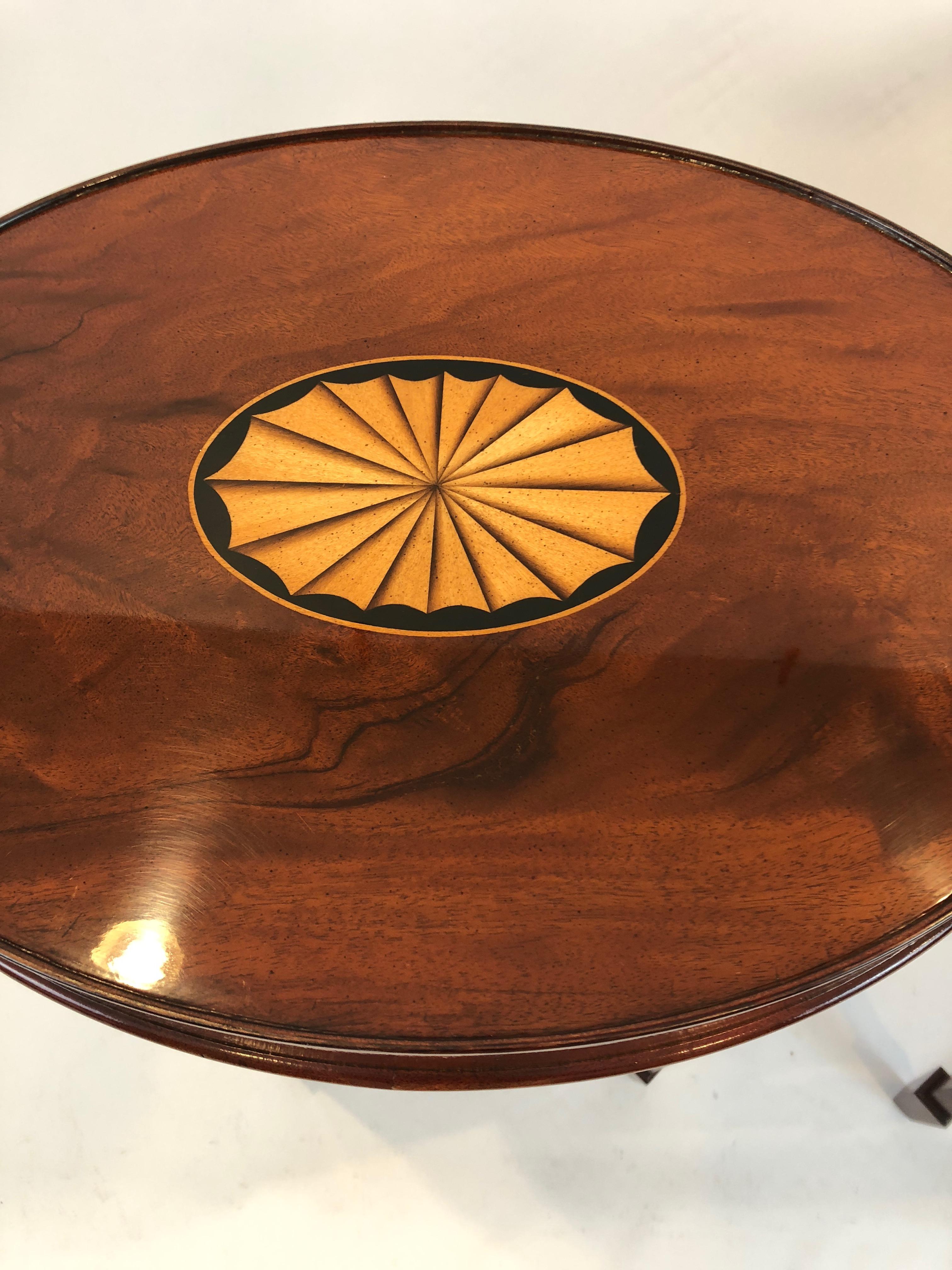 Lovely Pair of Heckman Oval Flame Mahogany Side Tables In Excellent Condition In Hopewell, NJ