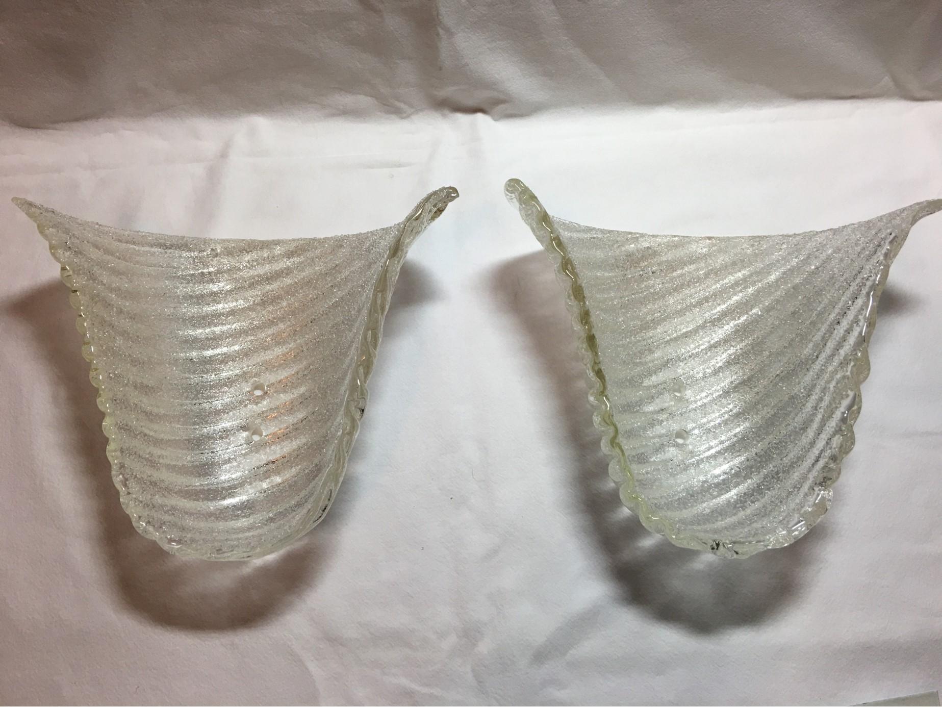 Lovely Pair of Italian Murano Glass Striped Ice Glass Sconces For Sale 6