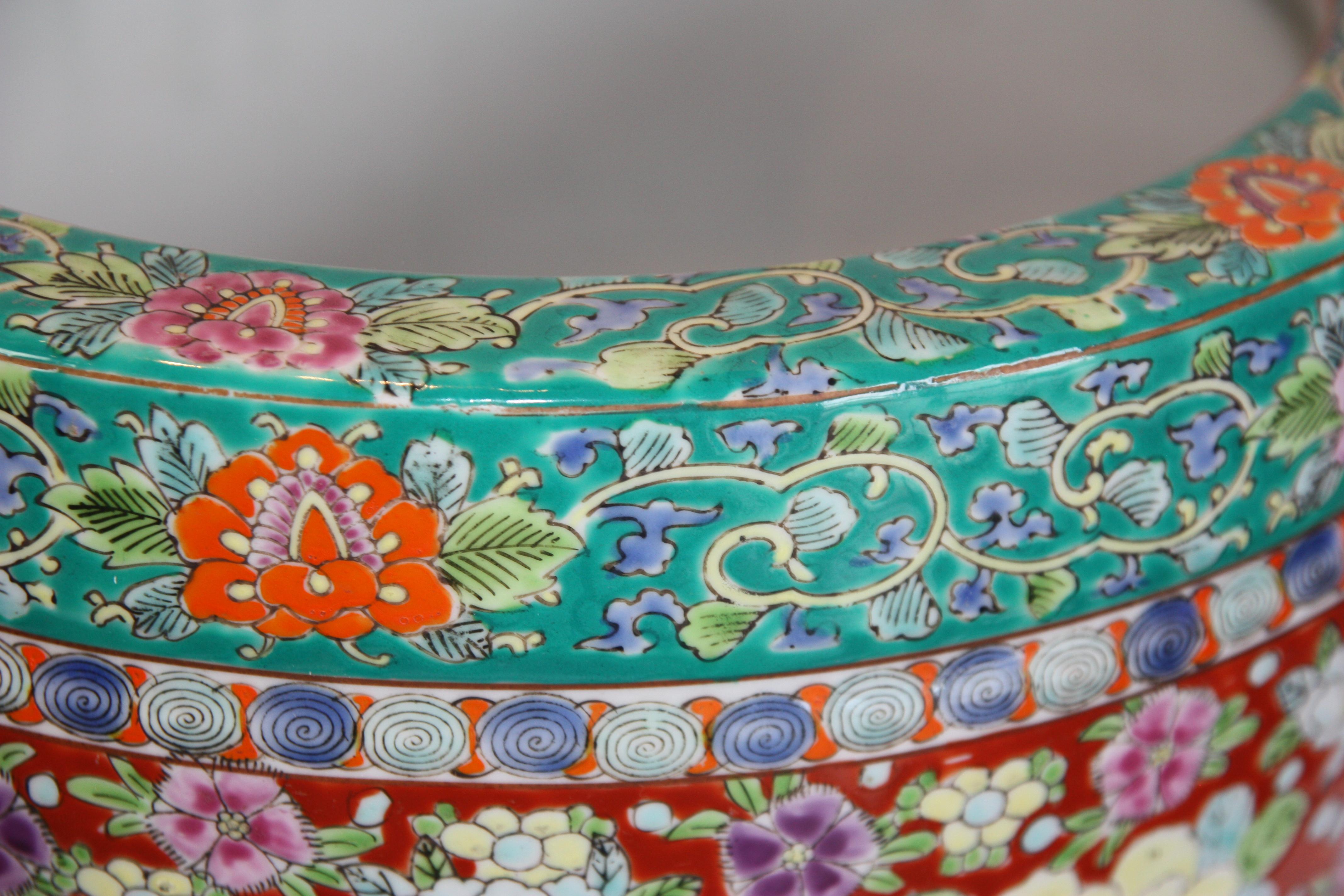 Asian Lovely Pair of Late 19th Century Hand-Painted, Red and Green Jardinières