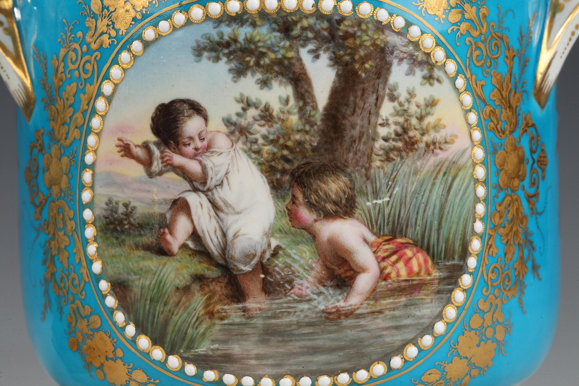 Pareja de Luis XVI  Enfriadores de vidrio de porcelana 
