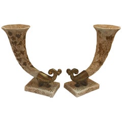 Preciosa pareja de jarrones Maitland Smith Cornucopia Garniture