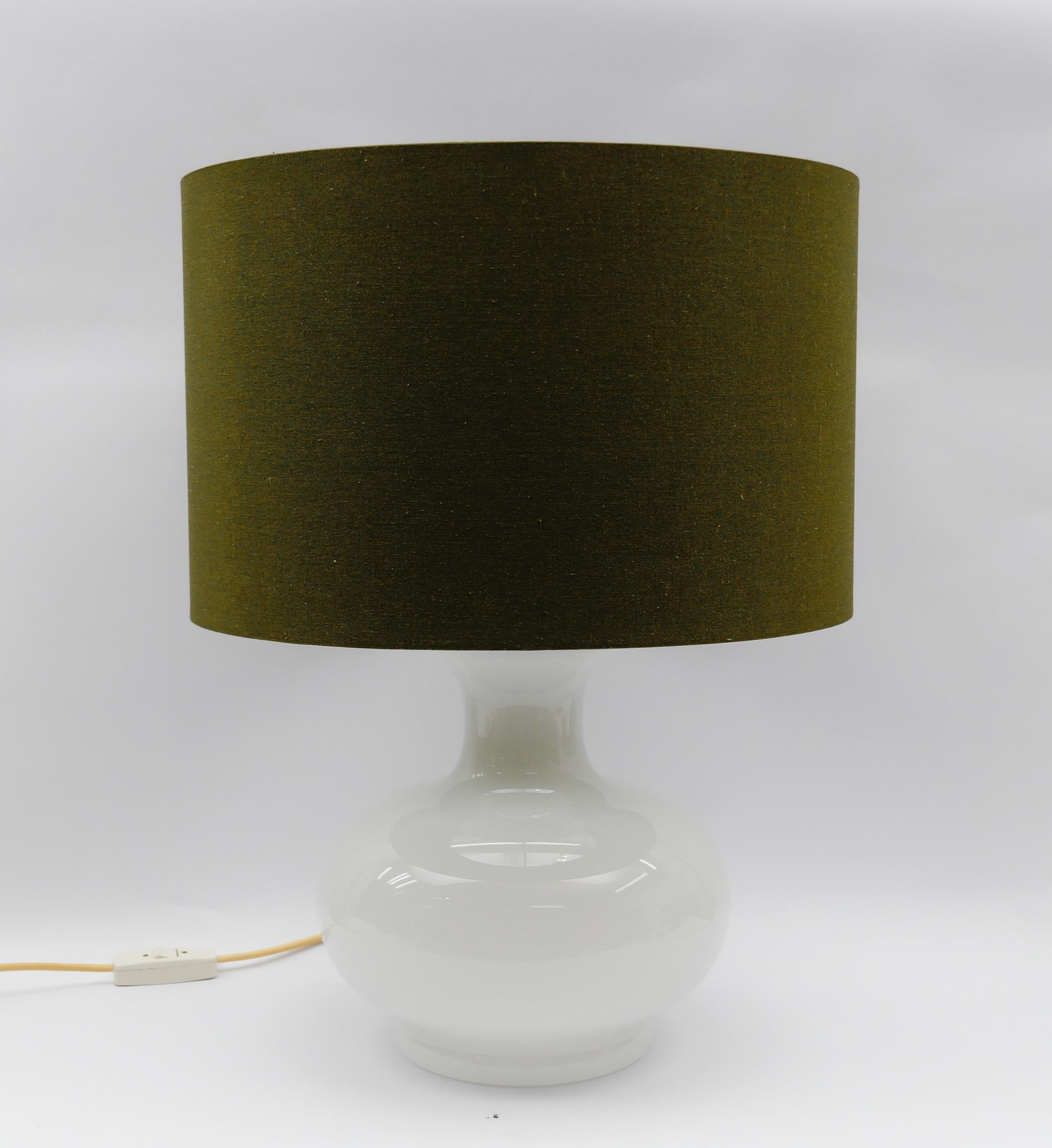 Metal Lovely Pair of Mid-Century Modern Opal Glass Table Lamp Bases, 1960s For Sale