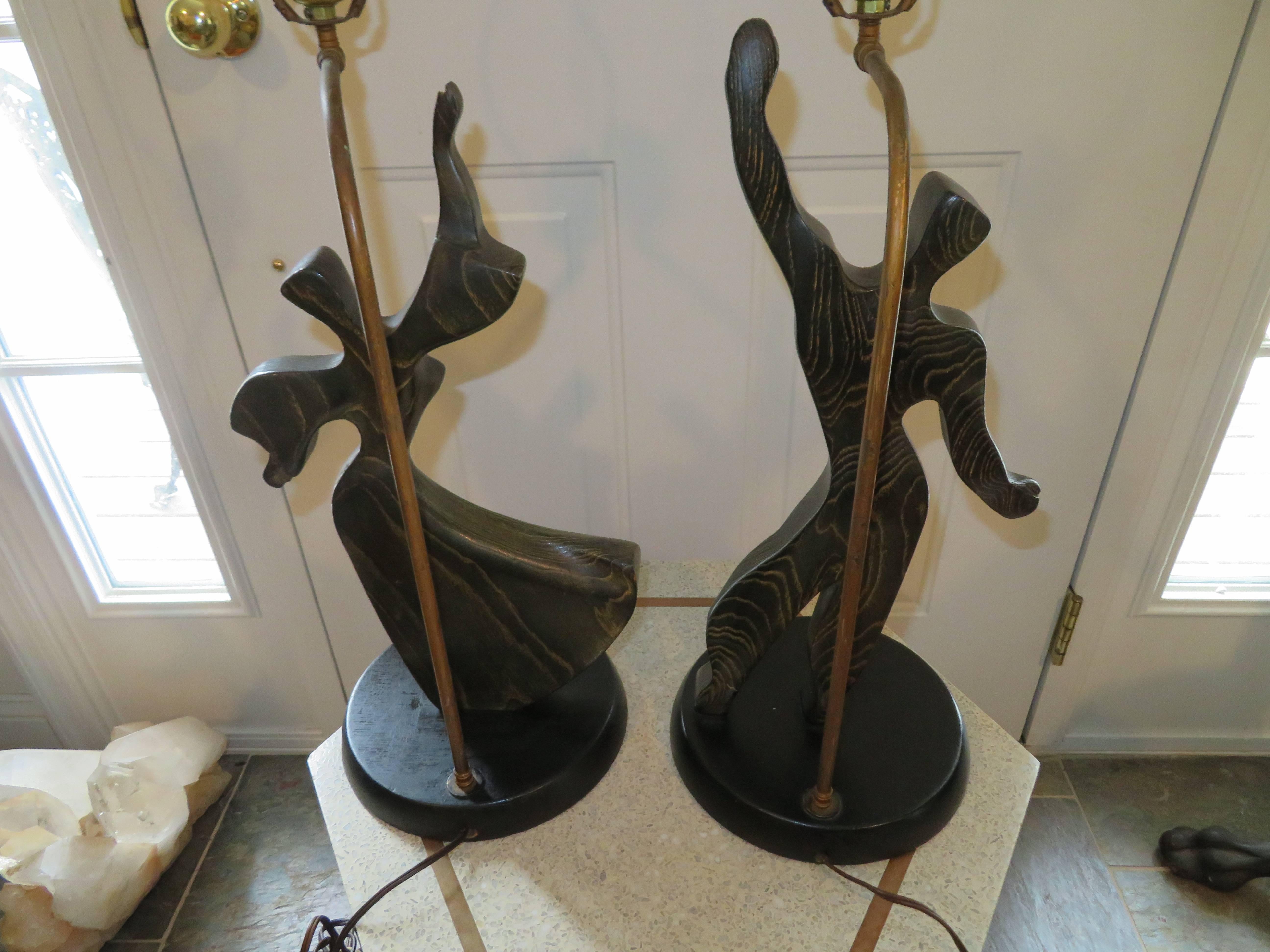 Lovely Pair of Modernist Cerused Oak Heifetz Dancer Male Female Lamps In Good Condition For Sale In Pemberton, NJ