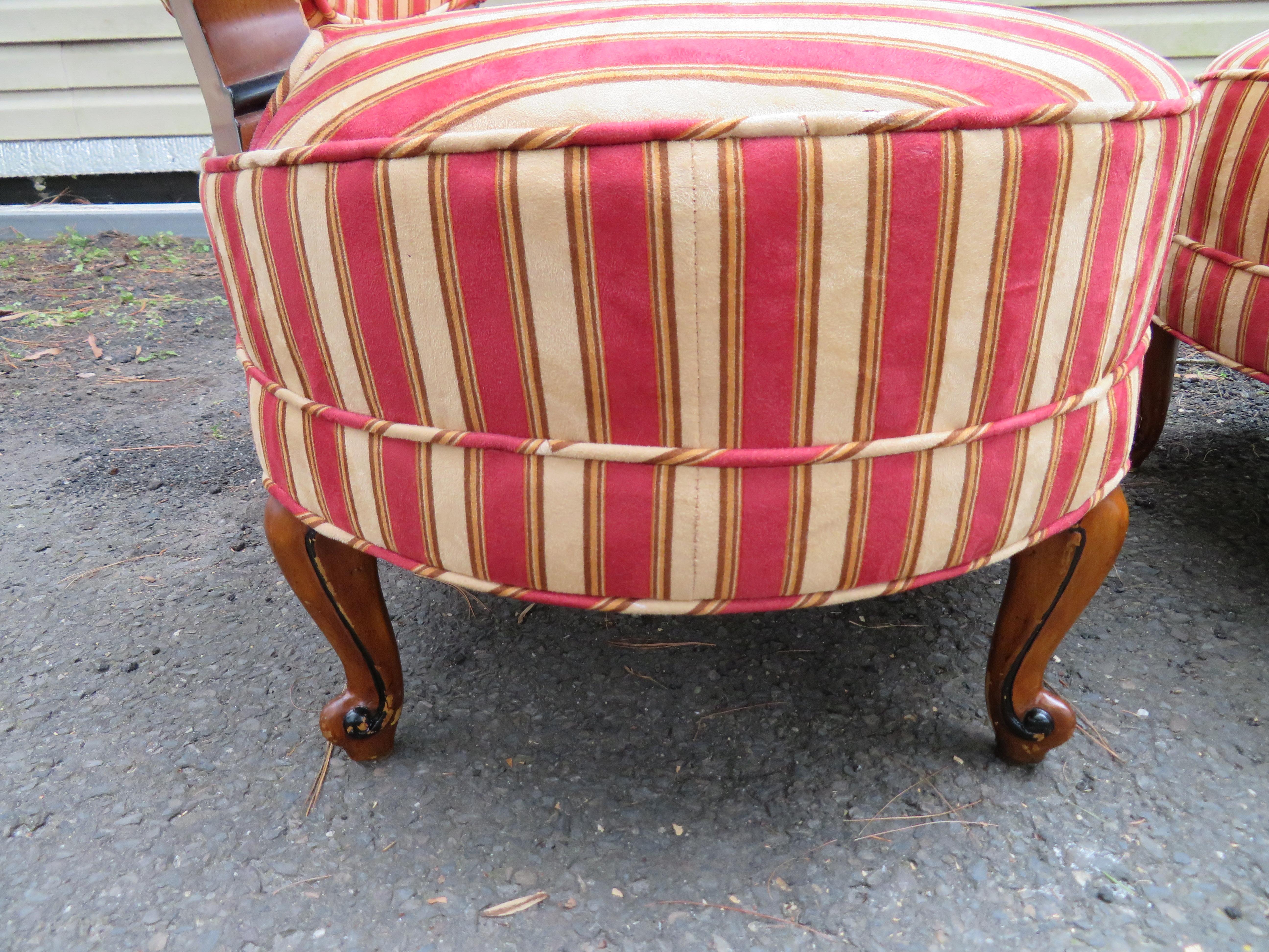Lovely Pair of Napoleon Billy Haines Style Slipper Chairs Hollywood Regency In Good Condition For Sale In Pemberton, NJ