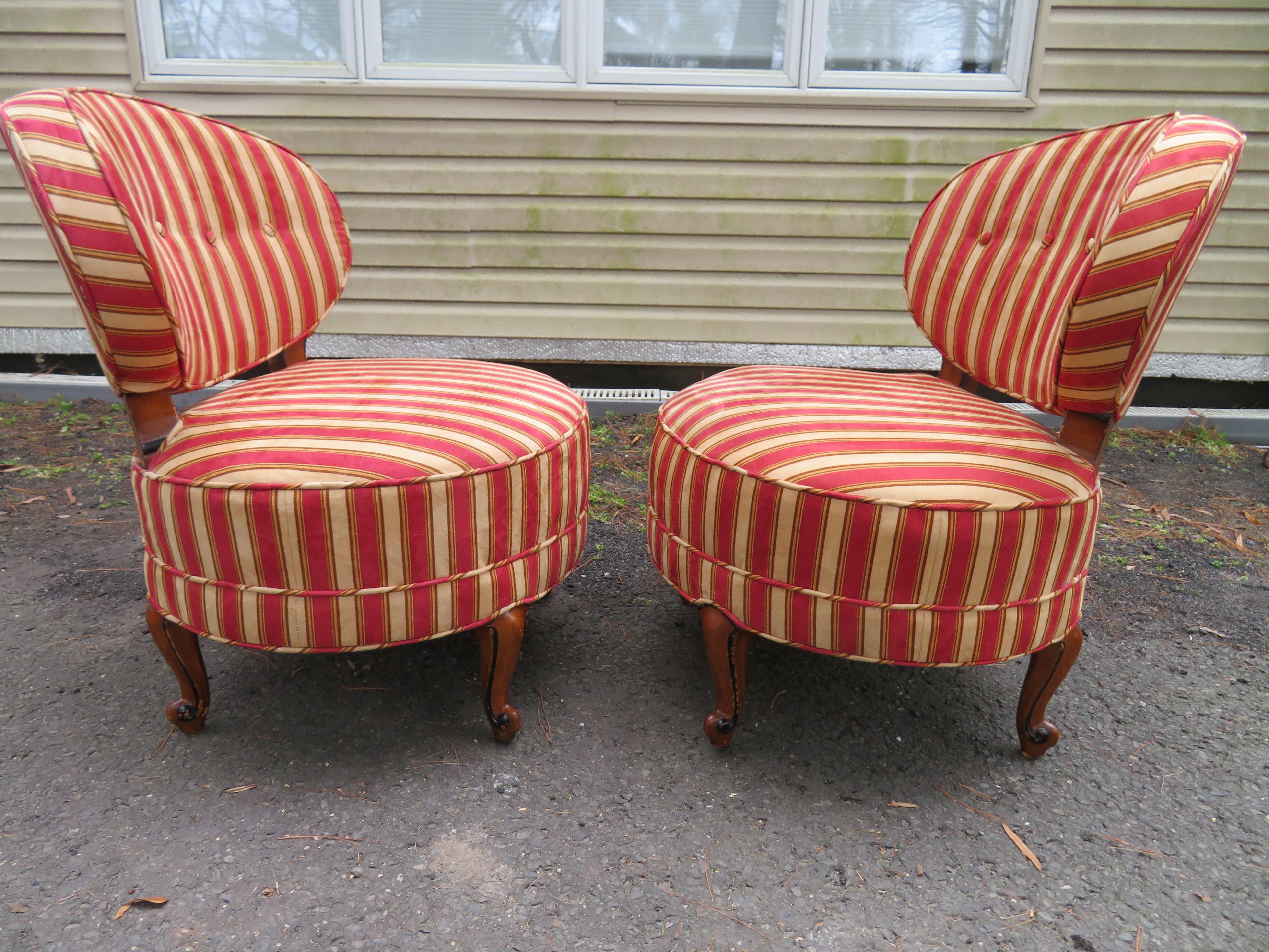 Mid-20th Century Lovely Pair of Napoleon Billy Haines Style Slipper Chairs Hollywood Regency For Sale
