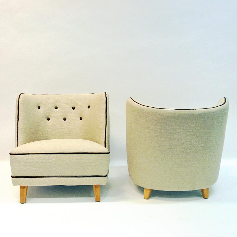 Lovely Norwegian Pair of elm Easy Chairs by Møller & Stokke, 1940s 1