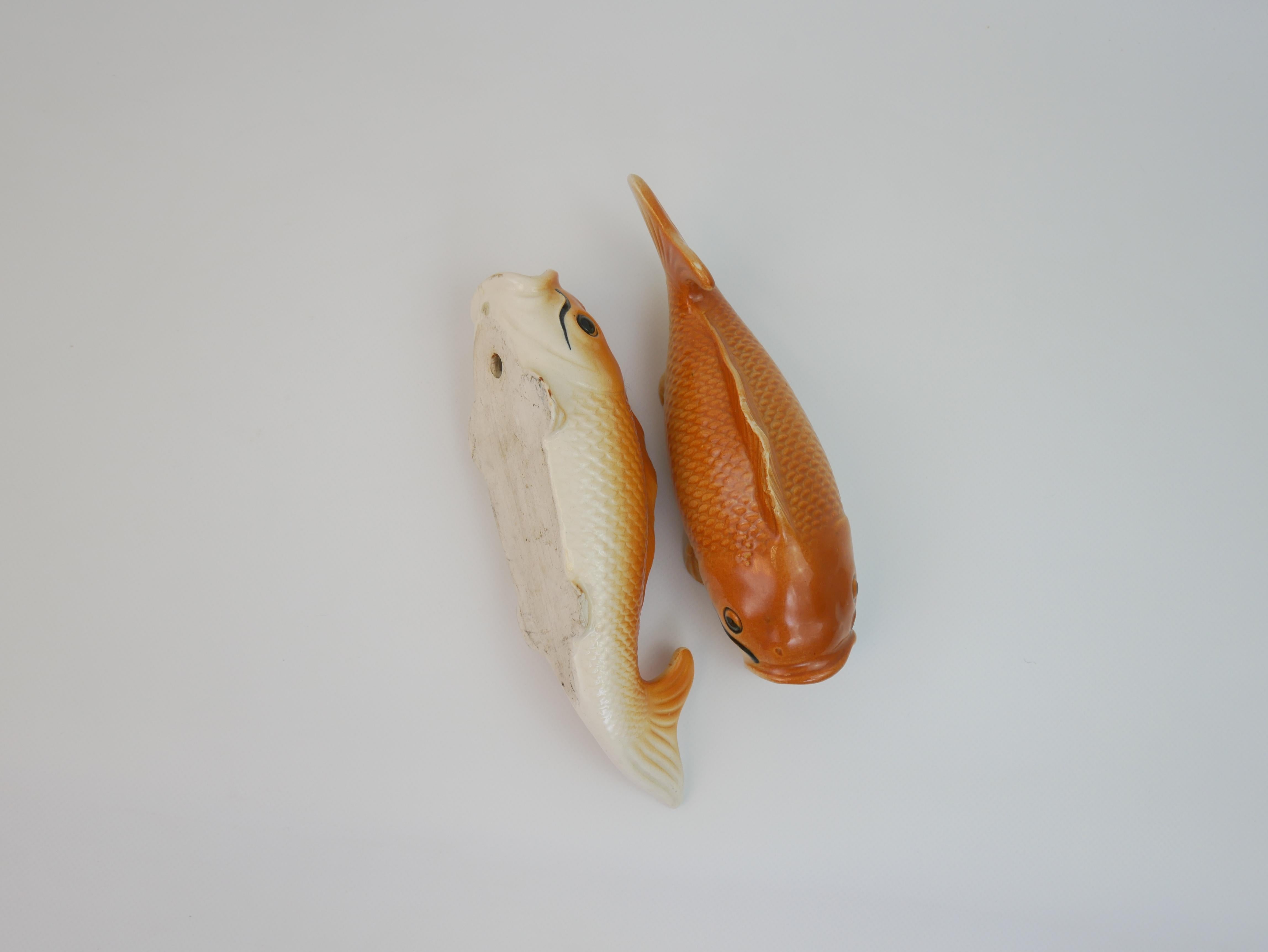Bella coppia di carpe in ceramica arancione in vendita 3