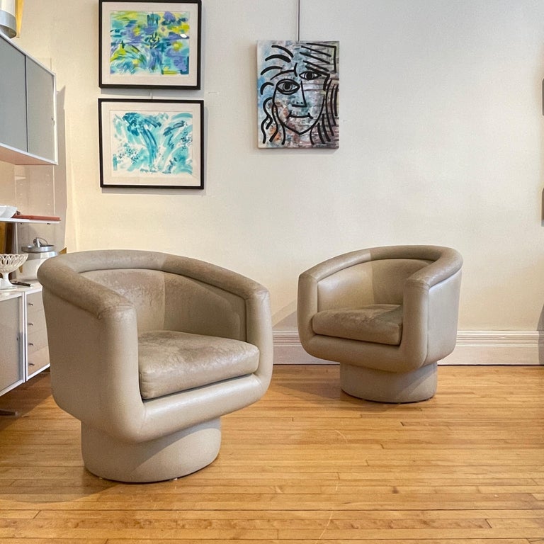 Lovely Pair of Post-Modern Sculptural Patinated Swivel Chairs For Sale 1