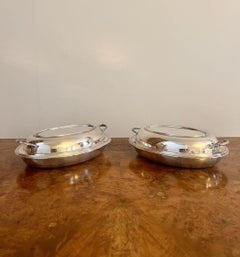 Lovely pair of quality antique Edwardian silver plated entree dishes