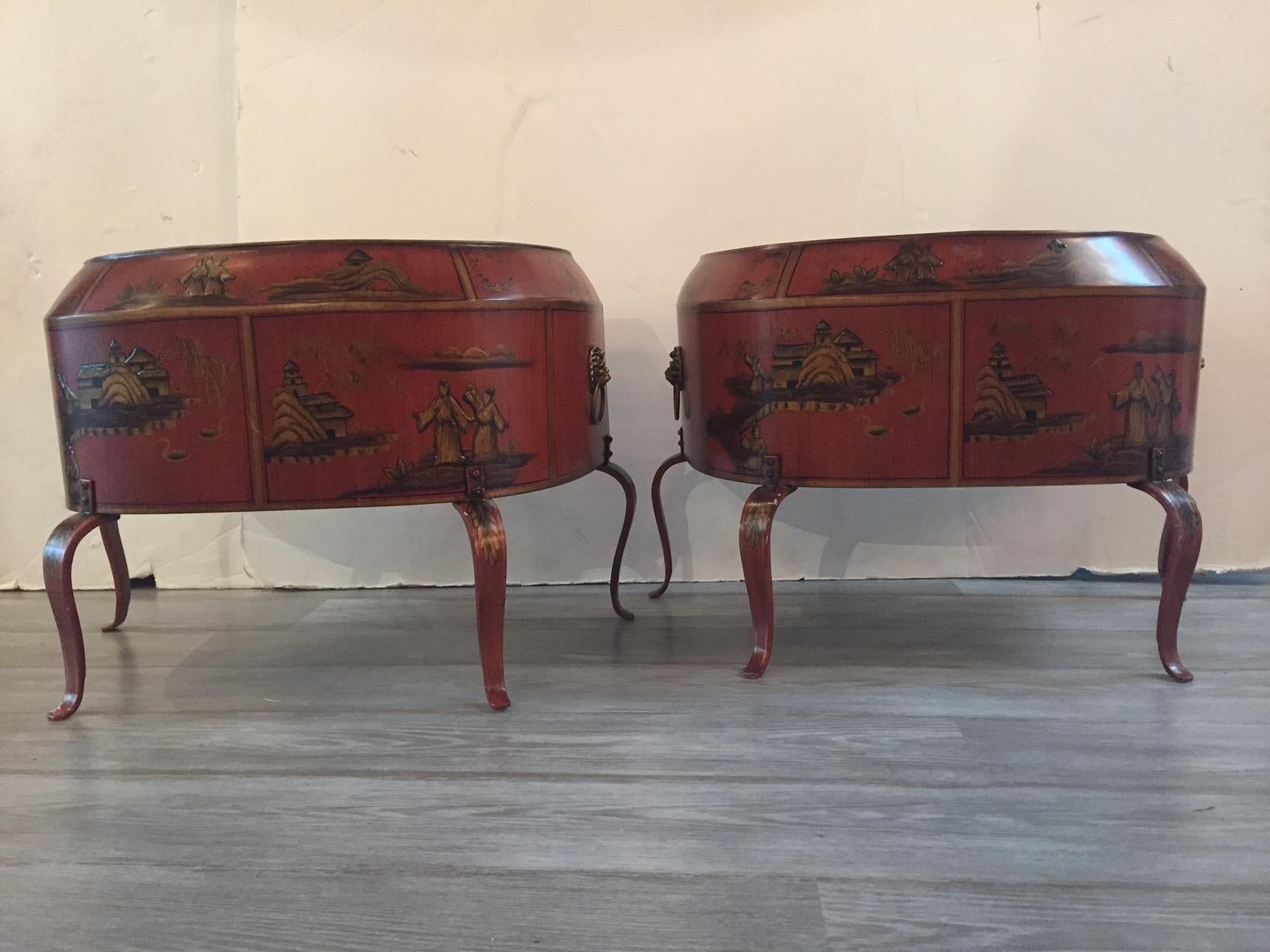 Late 20th Century Lovely Pair of Red, Black and Gold Chinoiserie Decorated Tole Planters