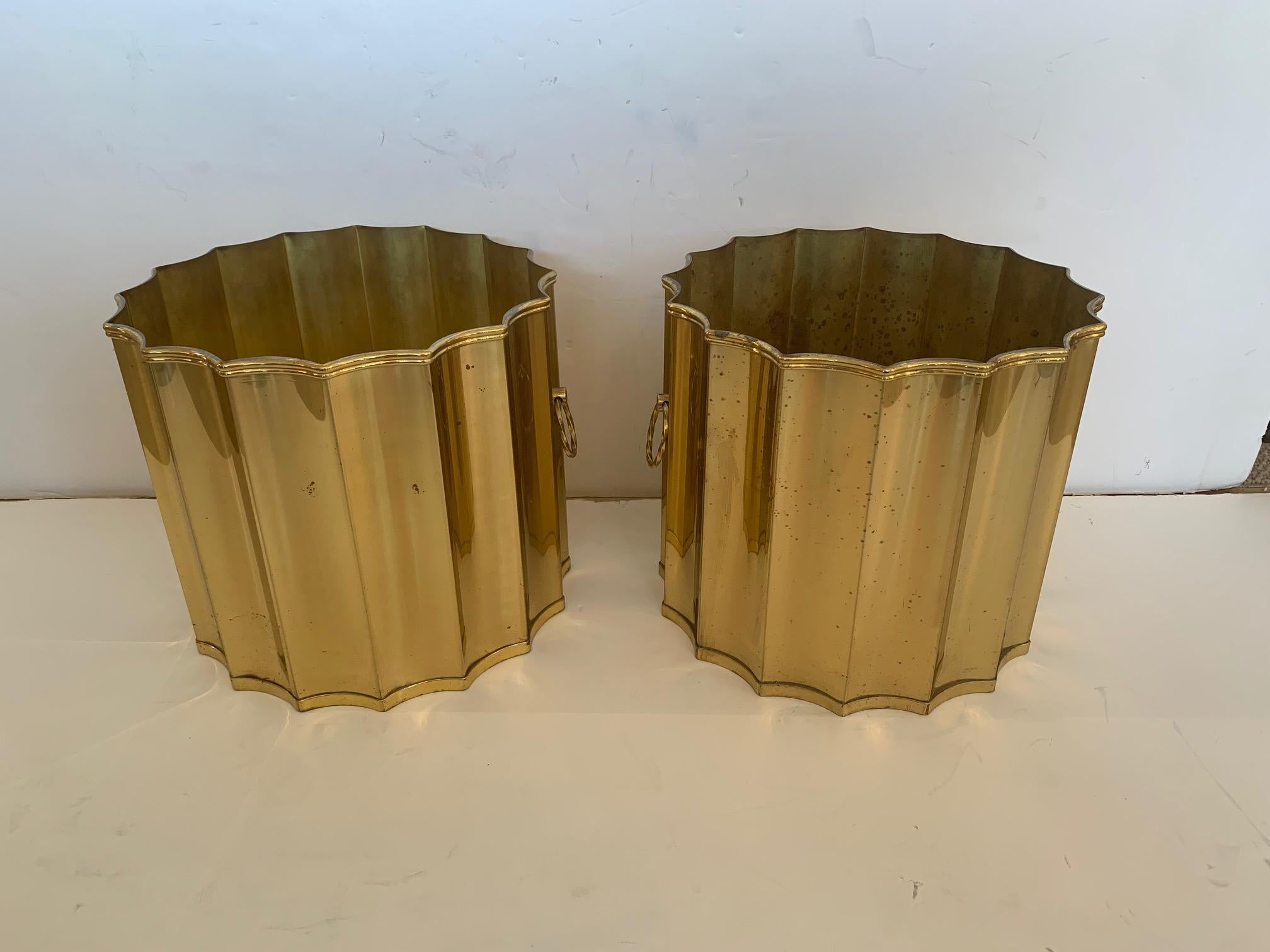 Mid-20th Century Lovely Pair of Round Scalloped Brass Planters Flower Pots
