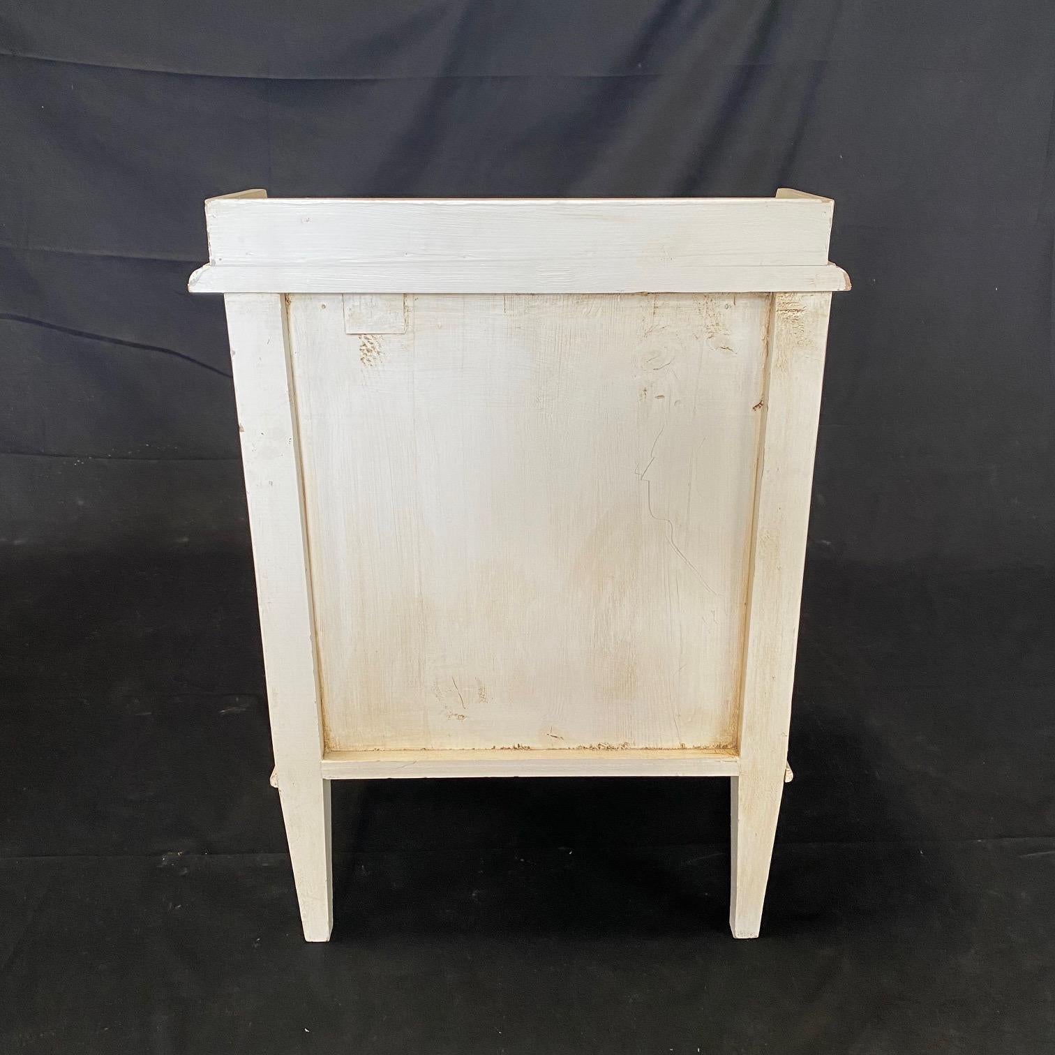 Lovely Pair of Swedish Gustavian Style Pine Night Stands or Side Tables 6