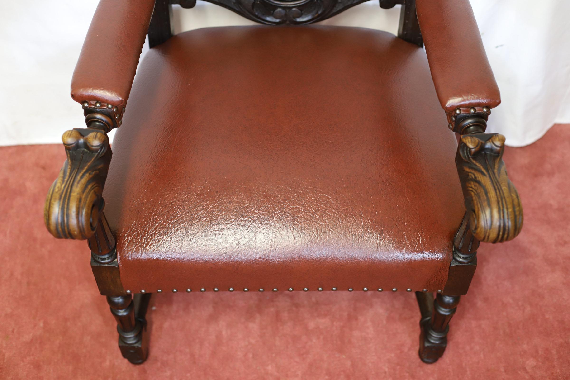 Lovely Pair Of Two Victorian Oak Armchairs In Jacobean Style im Angebot 3