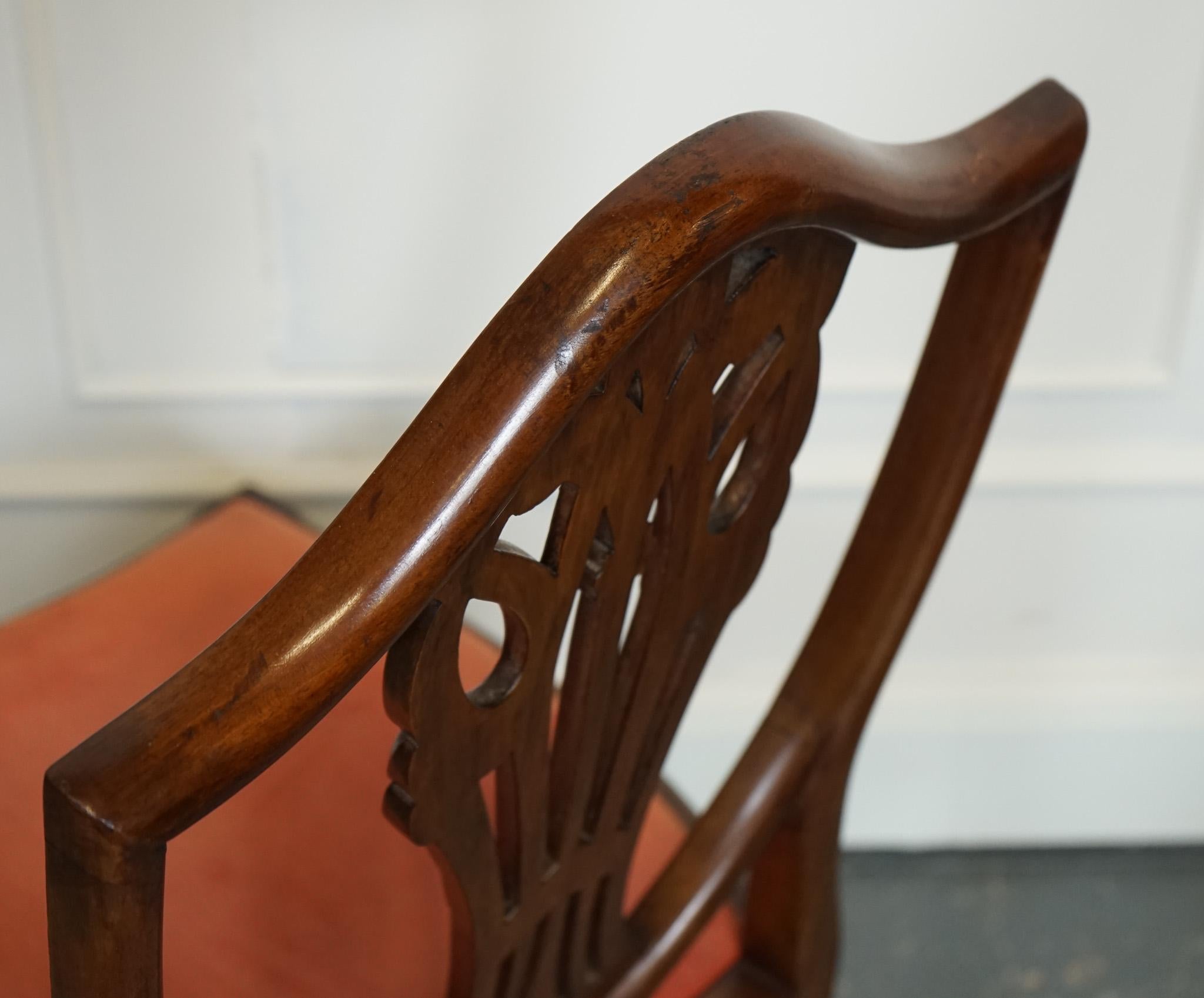 LOVELY PAiR OF VICTORIAN HEPPLEWHITE HALLWAY SIDE CHAIRS FEATHER FILLED For Sale 4