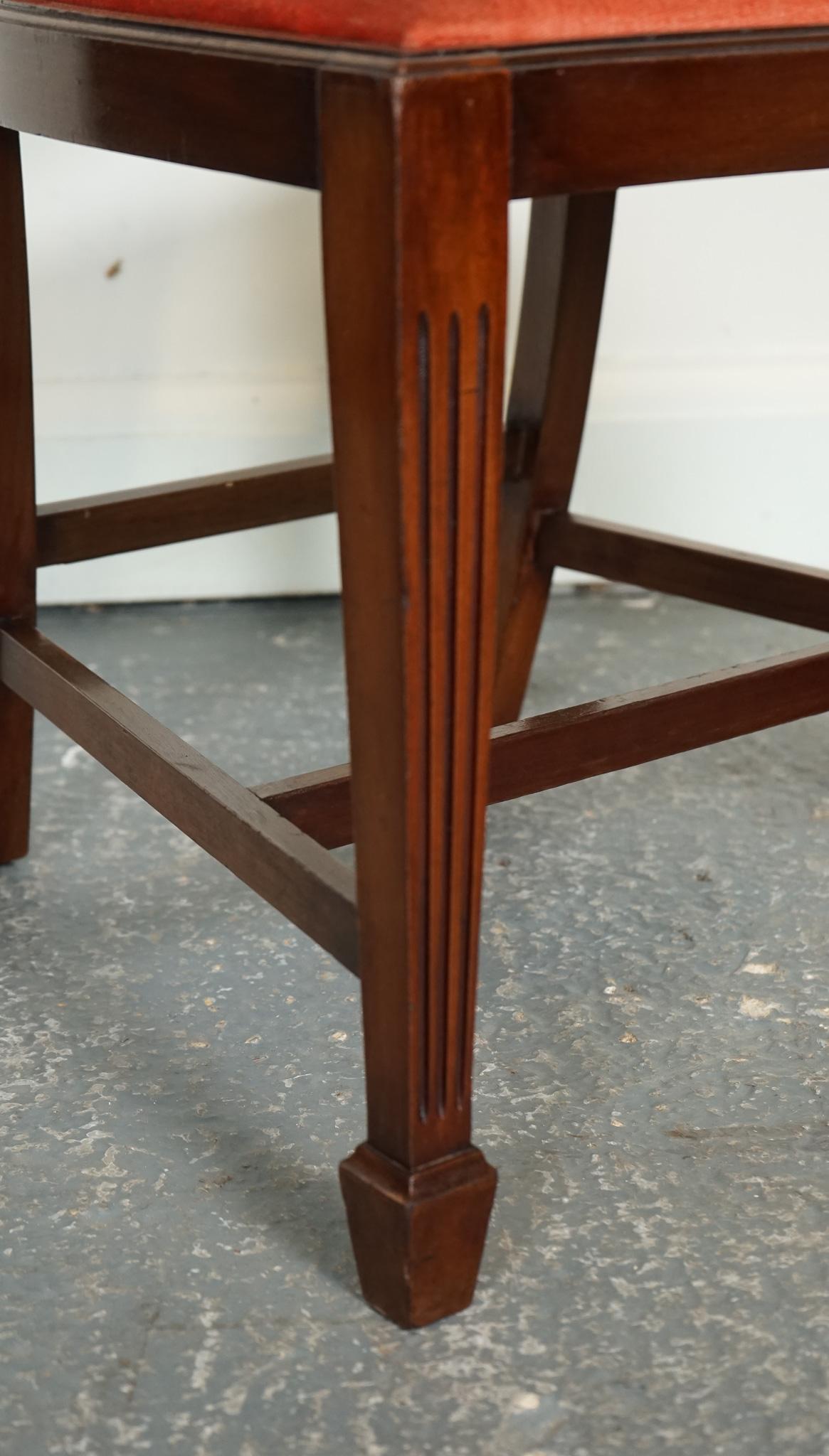 LOVELY PAiR OF VICTORIAN HEPPLEWHITE HALLWAY SIDE CHAIRS FEATHER FILLED im Angebot 1