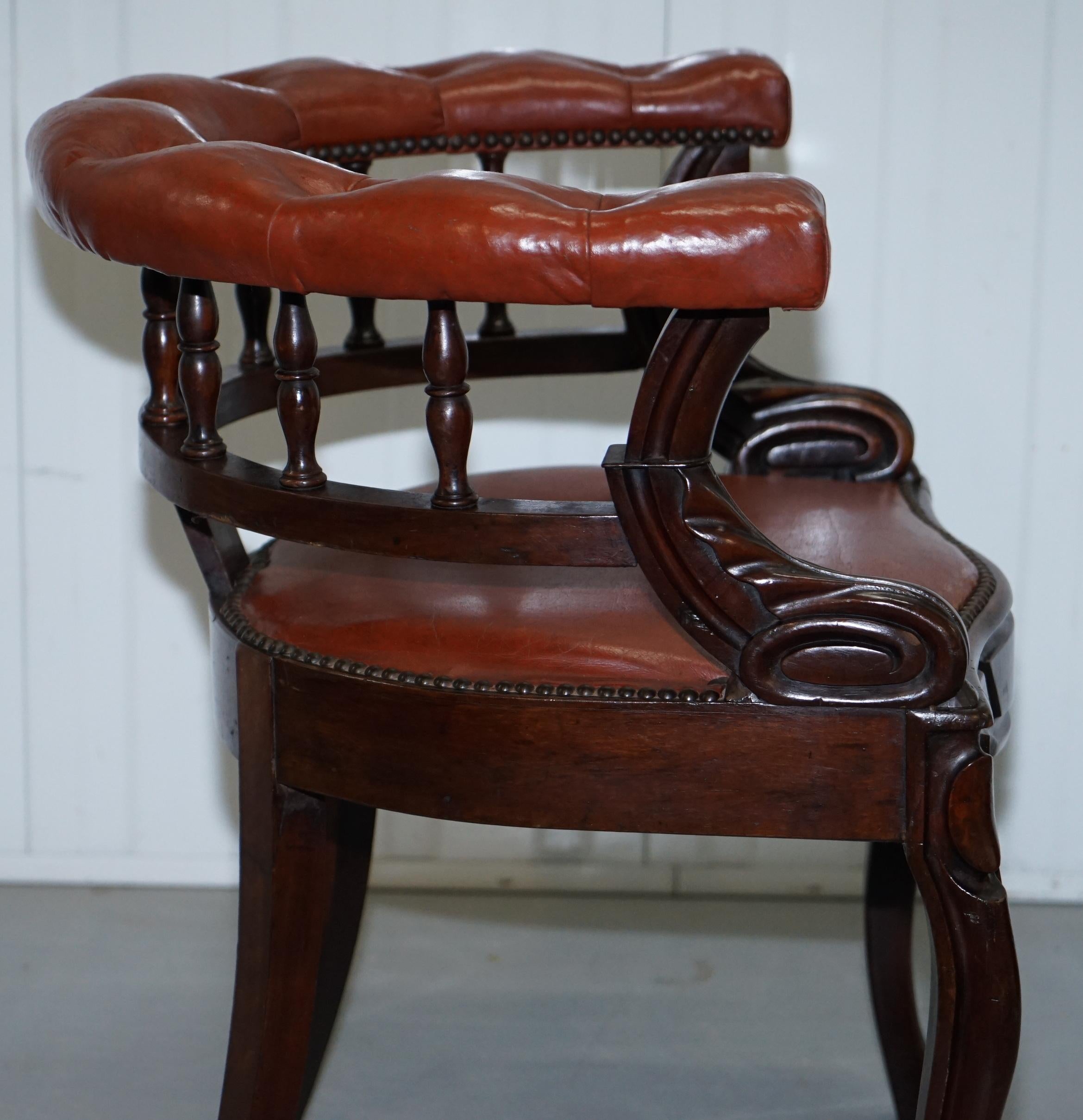 Lovely Pair of Victorian Horse Shoe Back Chesterfield Buttoned Captians Chairs 3
