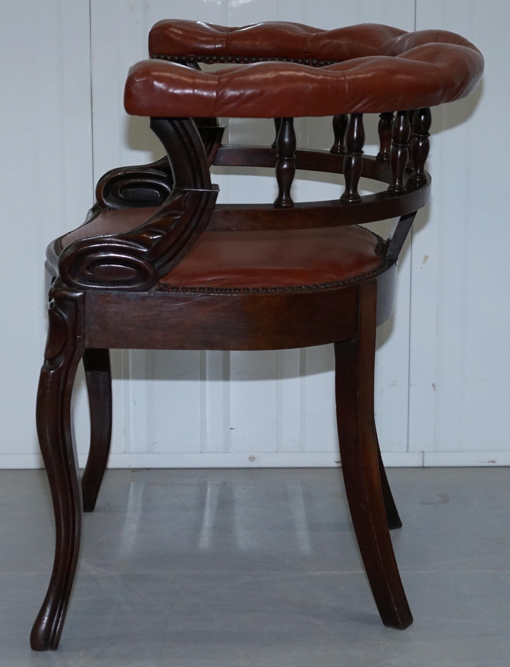 Lovely Pair of Victorian Horse Shoe Back Chesterfield Buttoned Captians Chairs 5