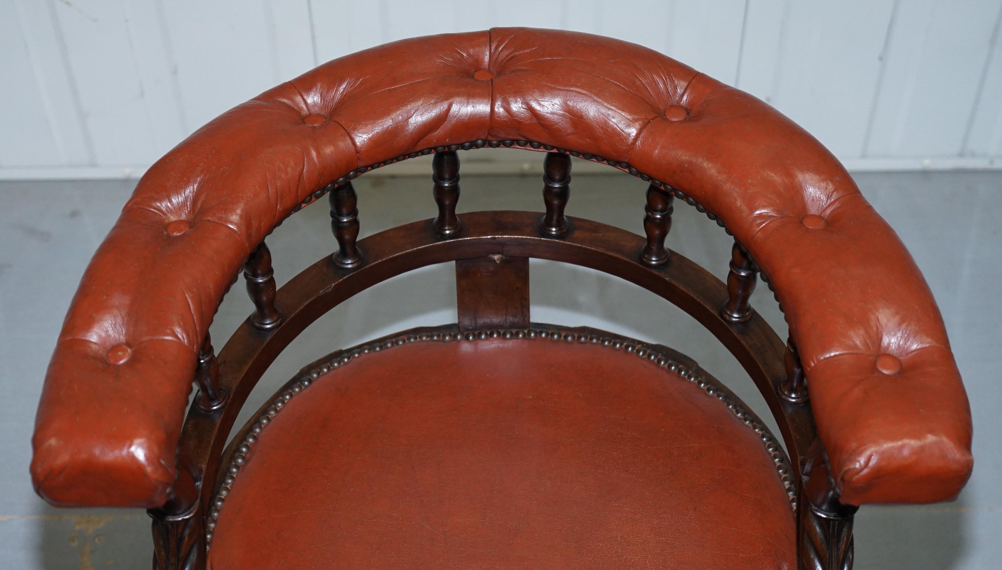 Lovely Pair of Victorian Horse Shoe Back Chesterfield Buttoned Captians Chairs 12