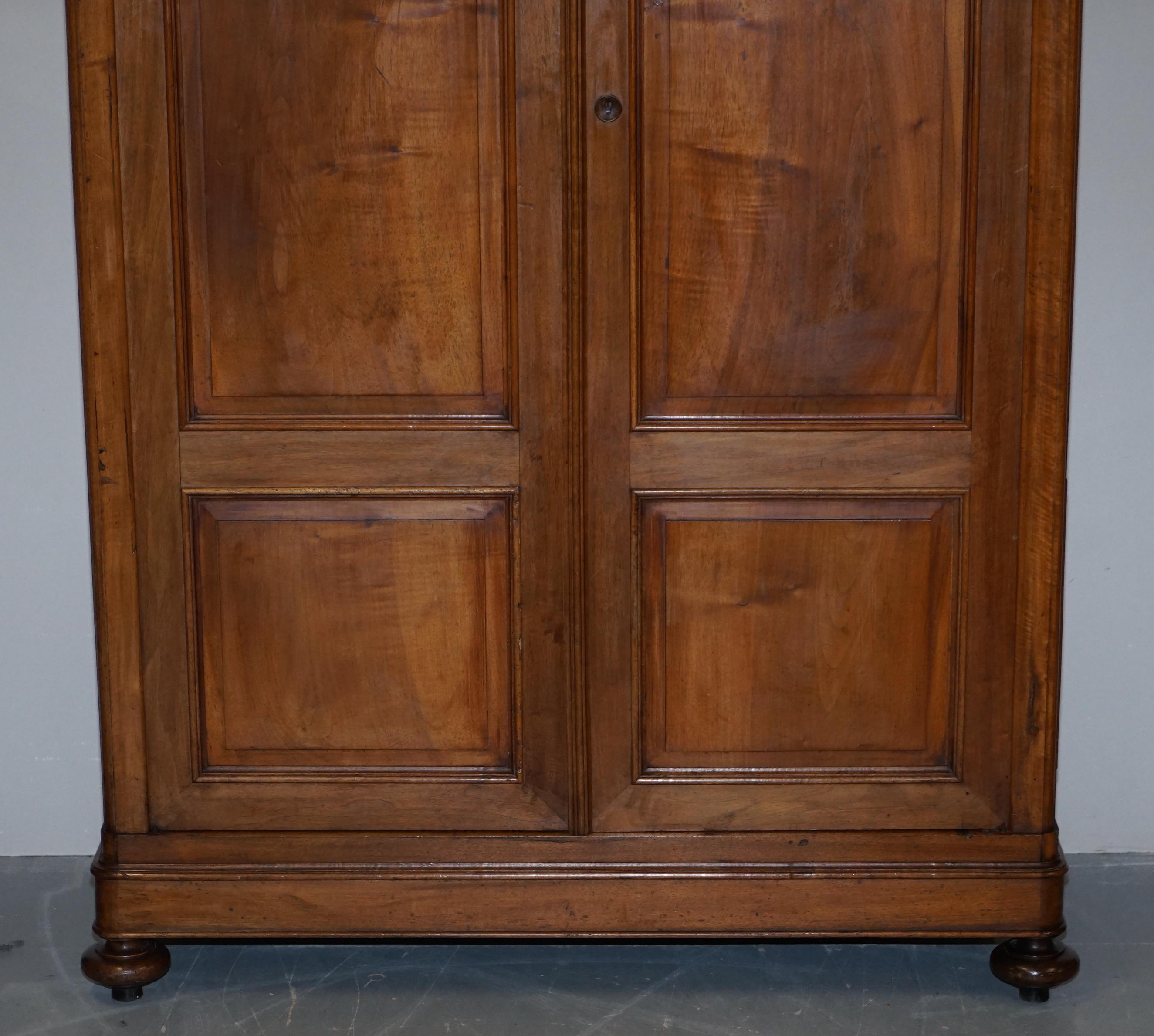 Lovely Pair of Victorian Walnut Large Wardrobes That Can Be Fully Dismantled 10