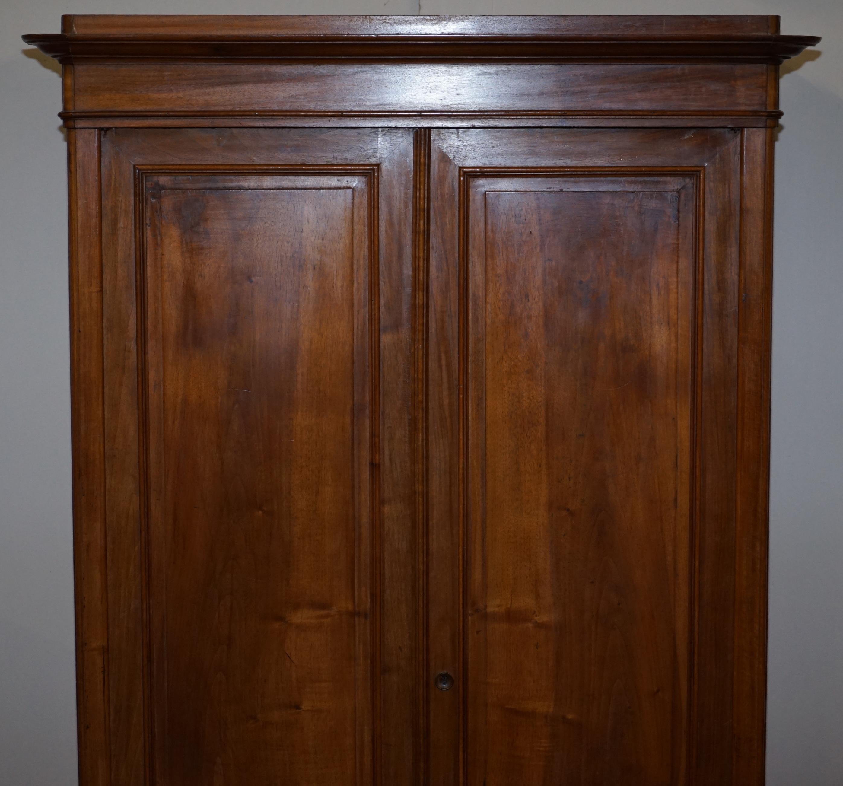 Lovely Pair of Victorian Walnut Large Wardrobes That Can Be Fully Dismantled 11