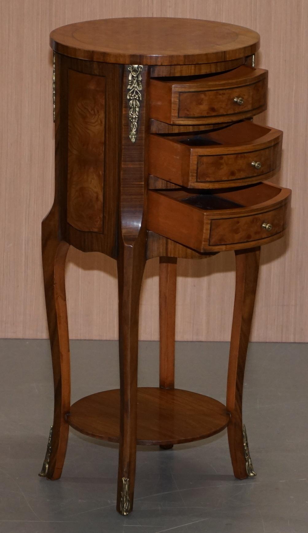 Lovely Pair of Vintage French Burr Walnut Ormolu Mounted Side Tables Drawers 9