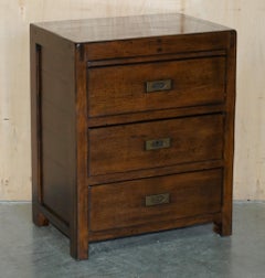 LOVELY PAIR OF VINTAGE HARDWOOD MILITARY CAMPAIGN STYLE NiGHTSTANDS PART SET