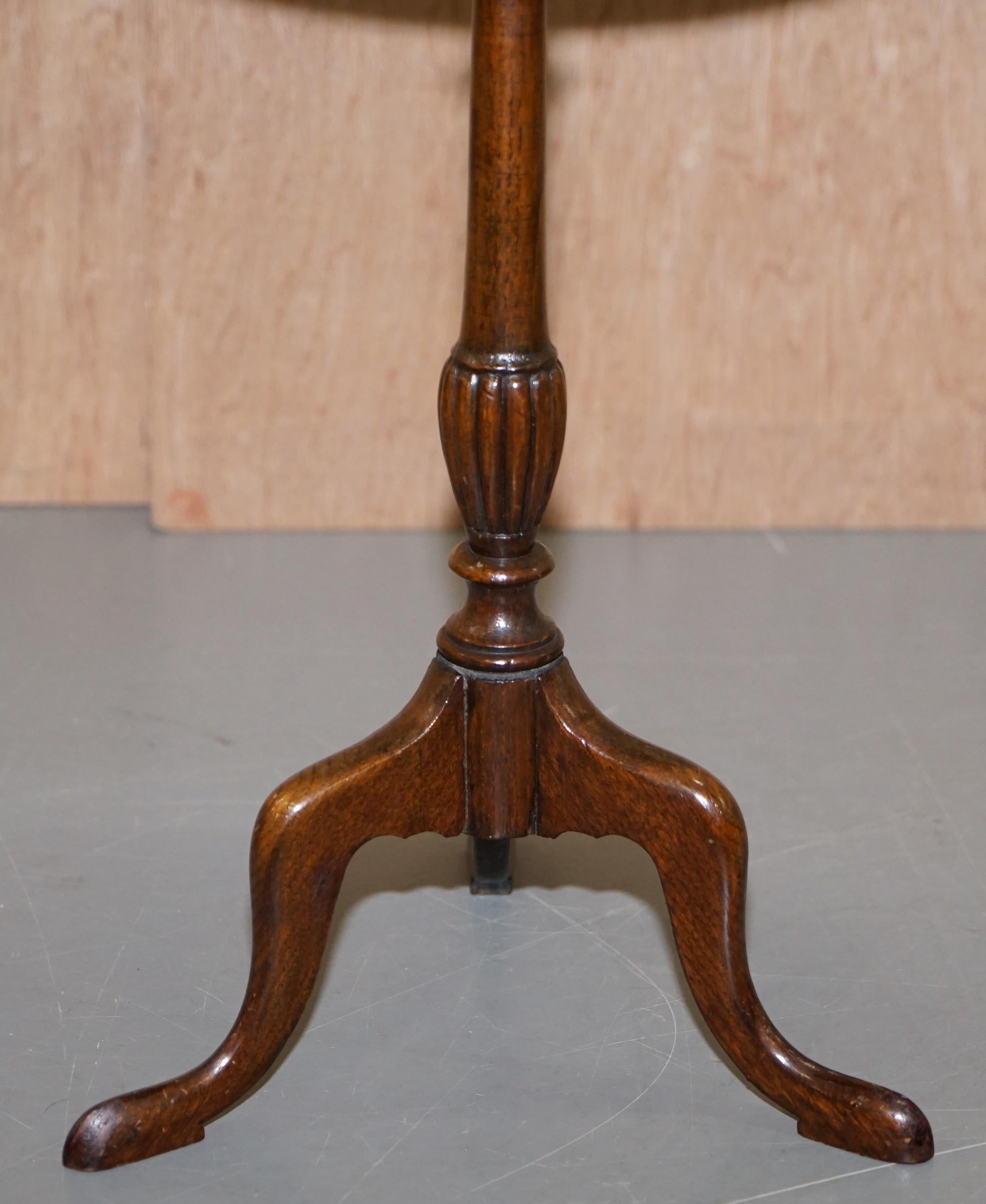 20th Century Lovely Pair of Vintage Mahogany Tripod Lamp Side End Wine Tables Very Elegant