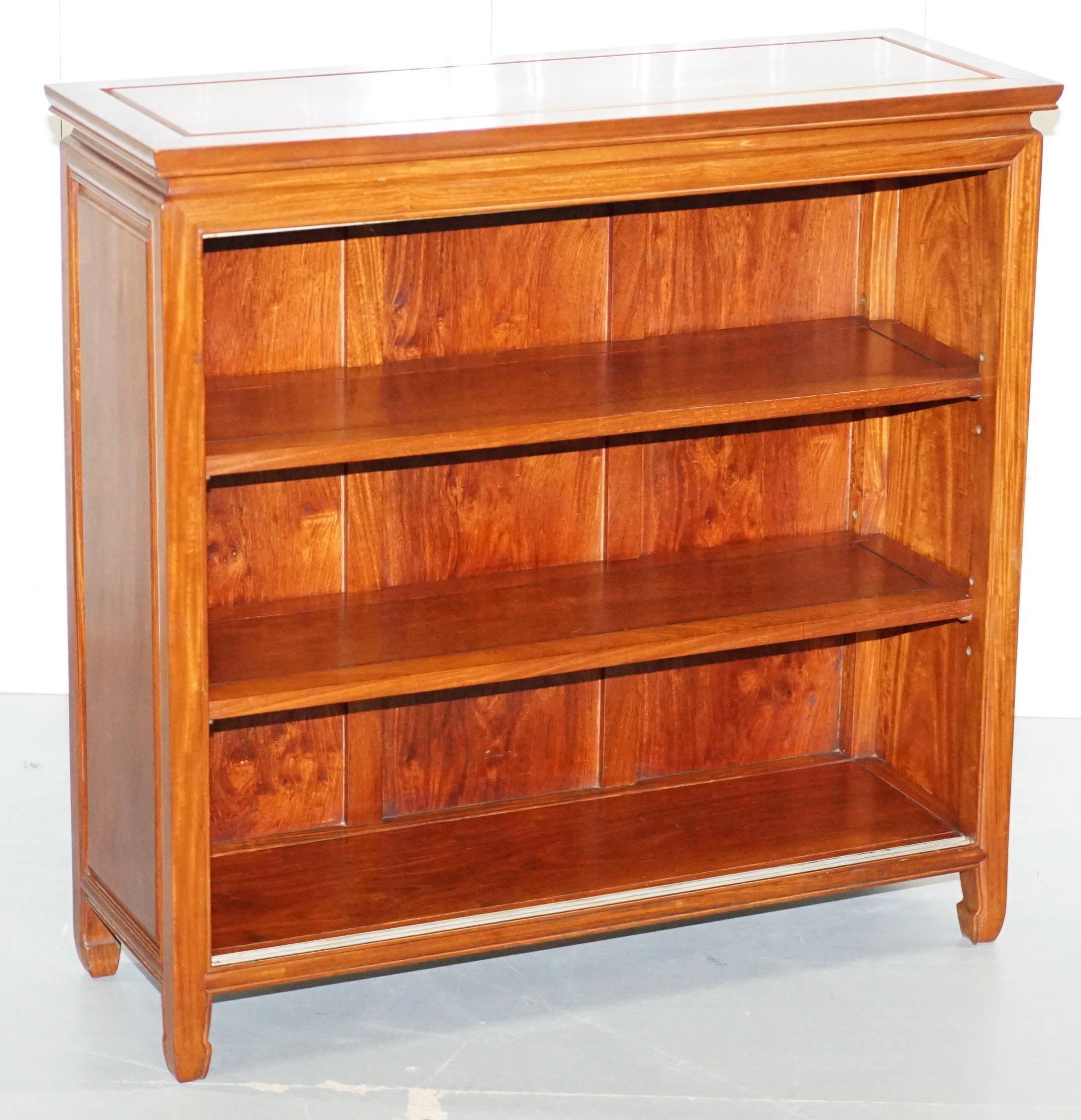 We are delighted to offer for sale this lovely pair of vintage walnut dwarf open bookcases

They are a perfectly matched pair however one takes and has two shelves the other one shelf, otherwise they are identical

They originally had glass