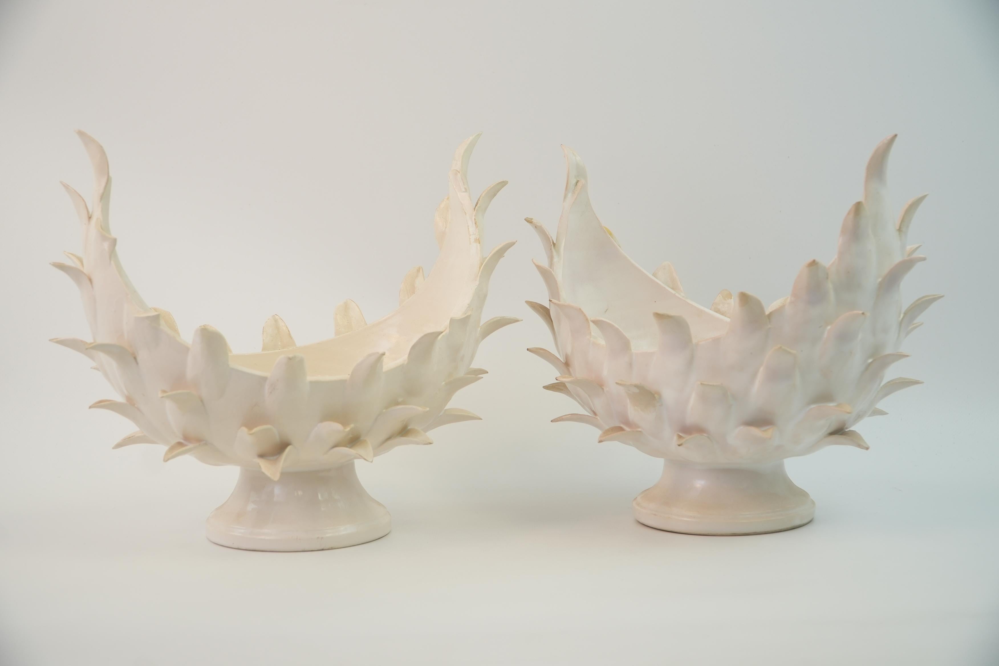 Whiting coppia di cesti in ceramica smaltata bianca di Jean Roger Paris in vendita 3