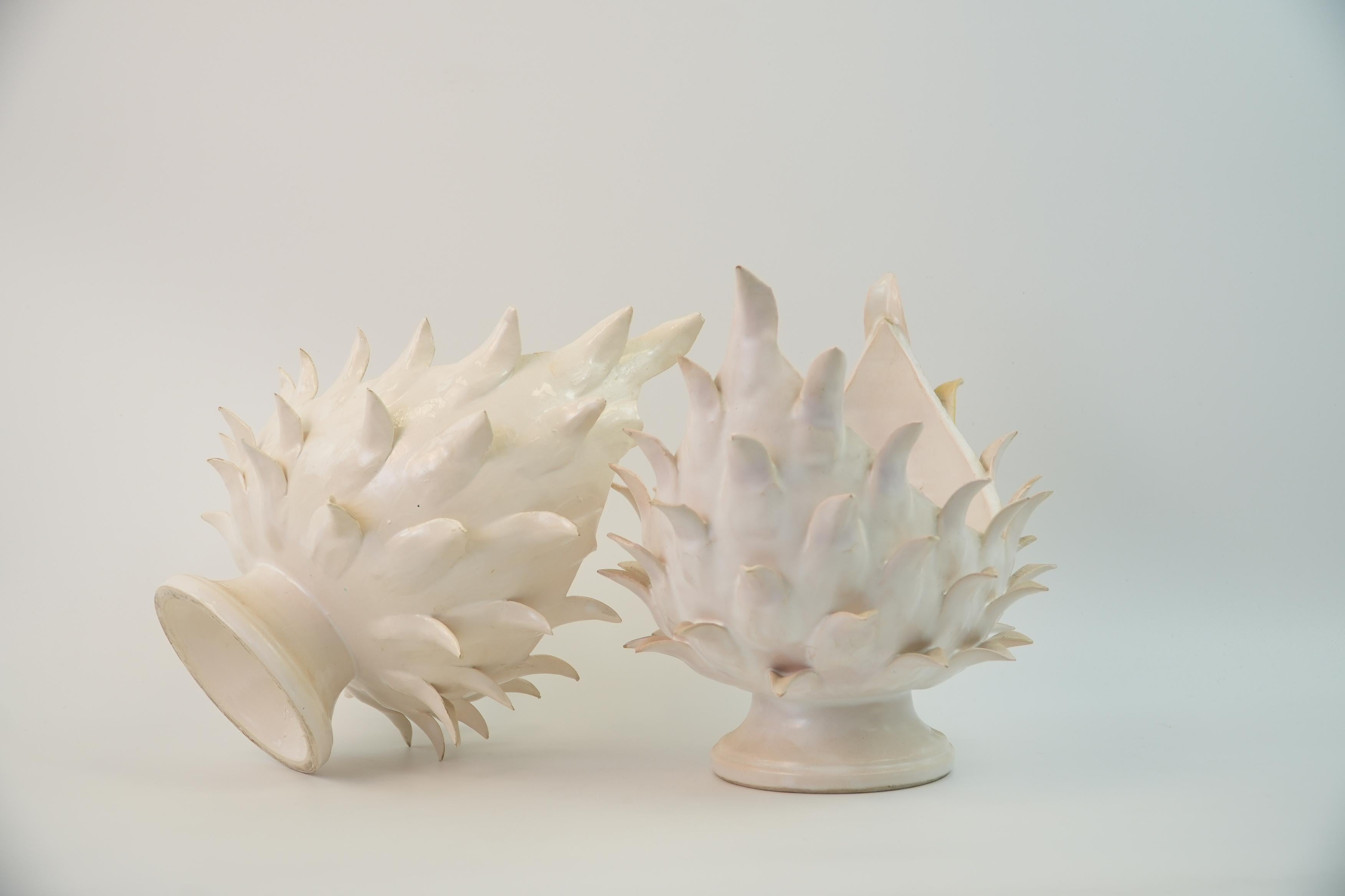 Whiting coppia di cesti in ceramica smaltata bianca di Jean Roger Paris in vendita 6