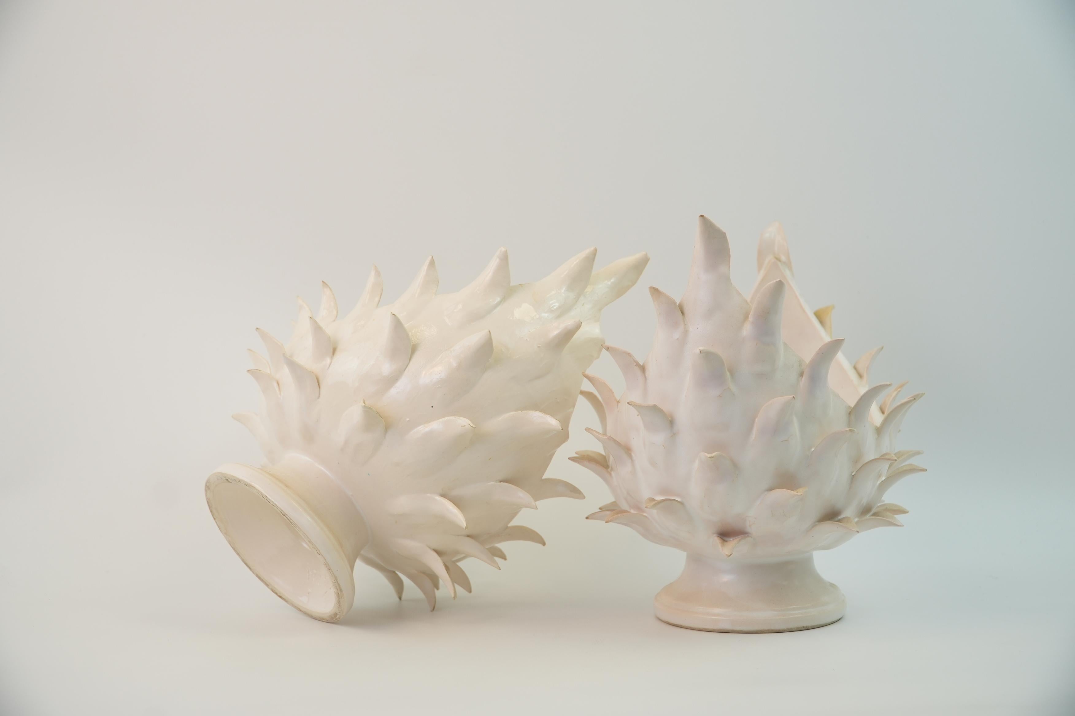 Whiting coppia di cesti in ceramica smaltata bianca di Jean Roger Paris in vendita 7
