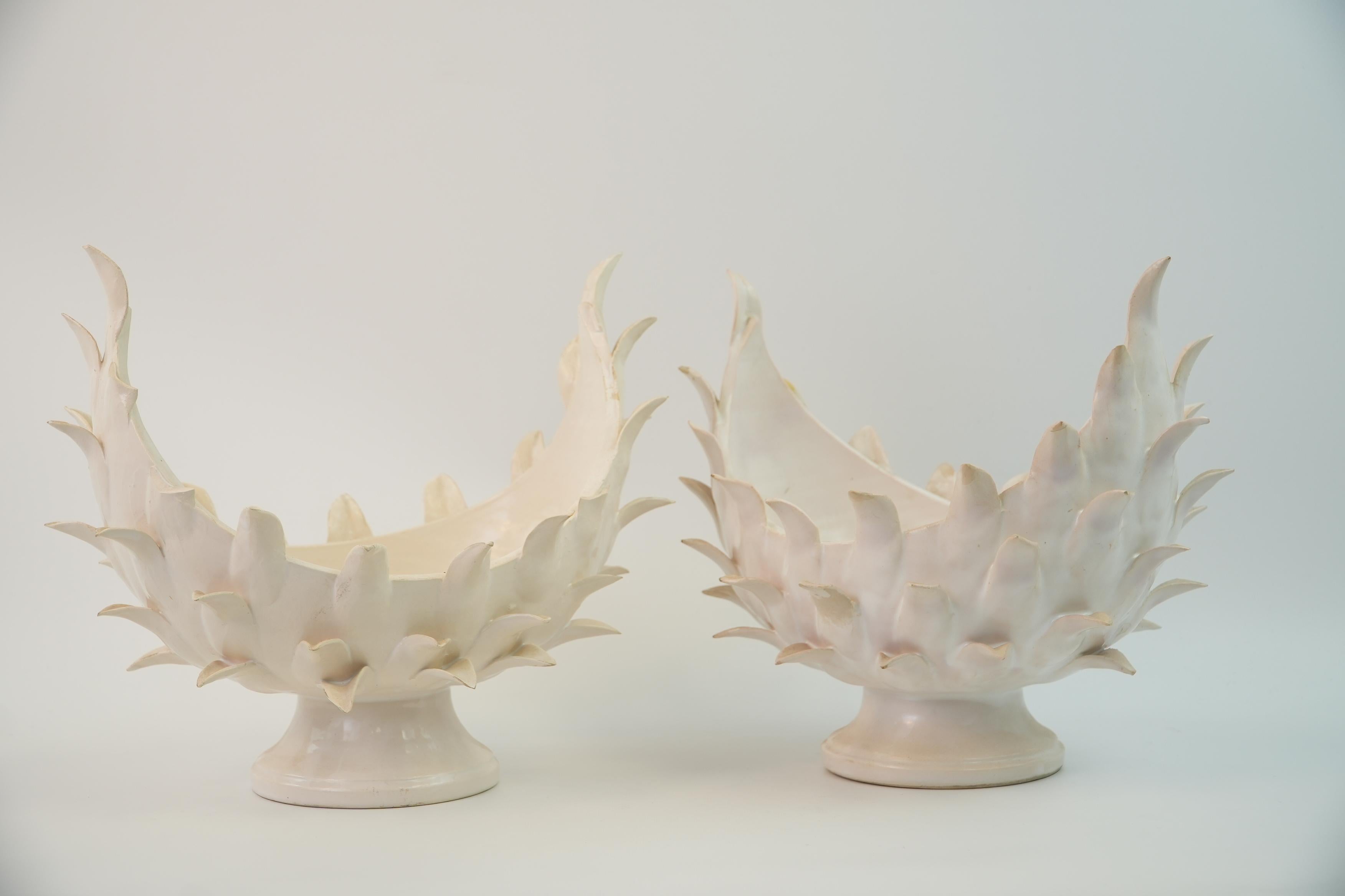 Whiting coppia di cesti in ceramica smaltata bianca di Jean Roger Paris in vendita 1