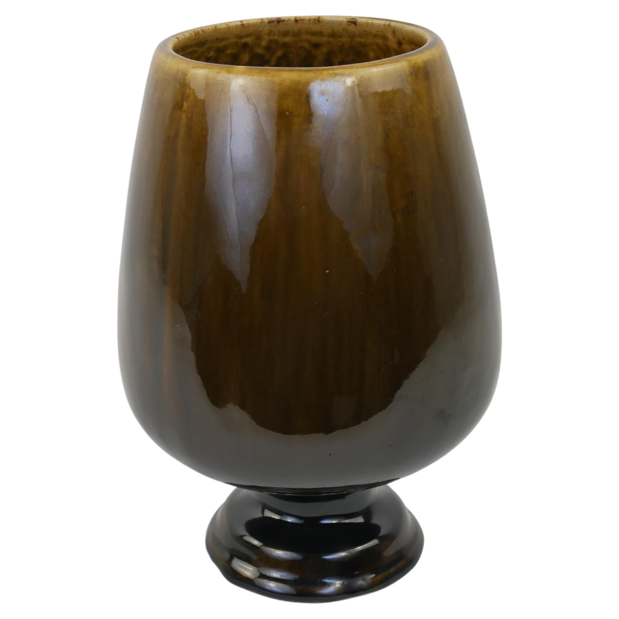 Grazioso vaso con piedistallo in ceramica smaltata Greene & Greene